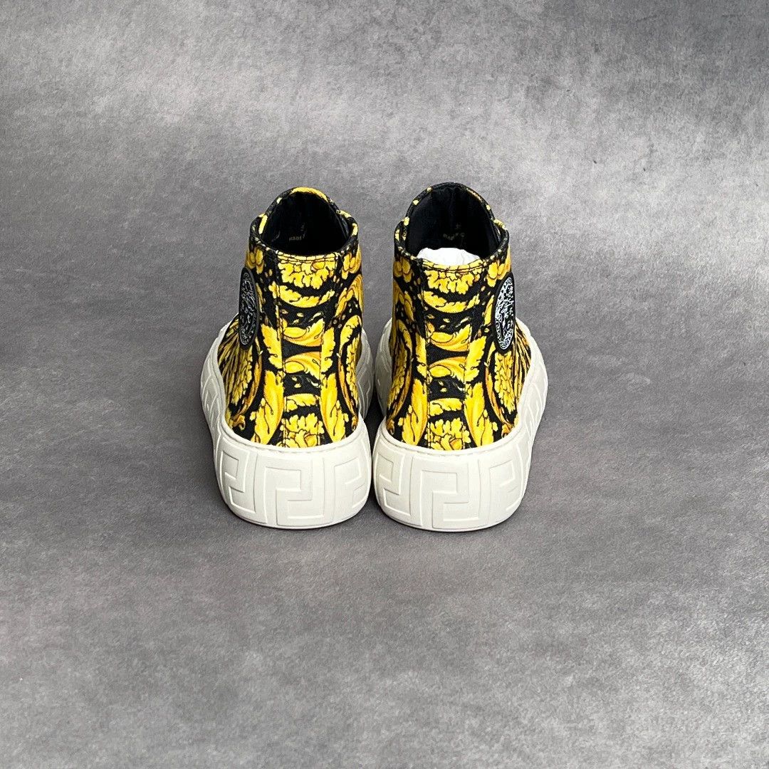 Versace VERSACE Baroque Print Laced High-Top Sneakers 39/40 Size US 8 / IT 38 - 3 Thumbnail