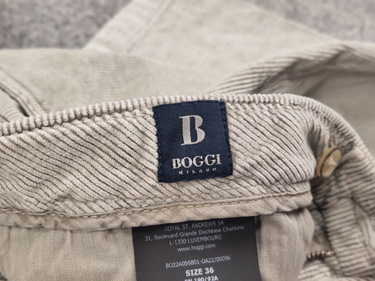 Boggi Boggi Milano Design Classic Corduroy Ankle Trouser Pants Size US 36 / EU 52 - 16 Thumbnail