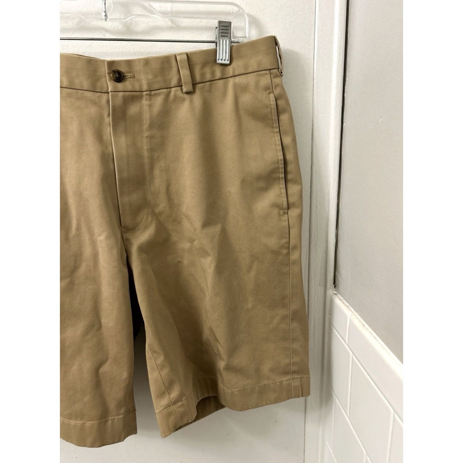Brooks Brothers Brooks Brothers Chino Shorts Mens Size 33 Tan Beig e Cotton Twill Flat Front Zip Button Pockets Classic Summer - Mens Size US 33 - 3 Thumbnail