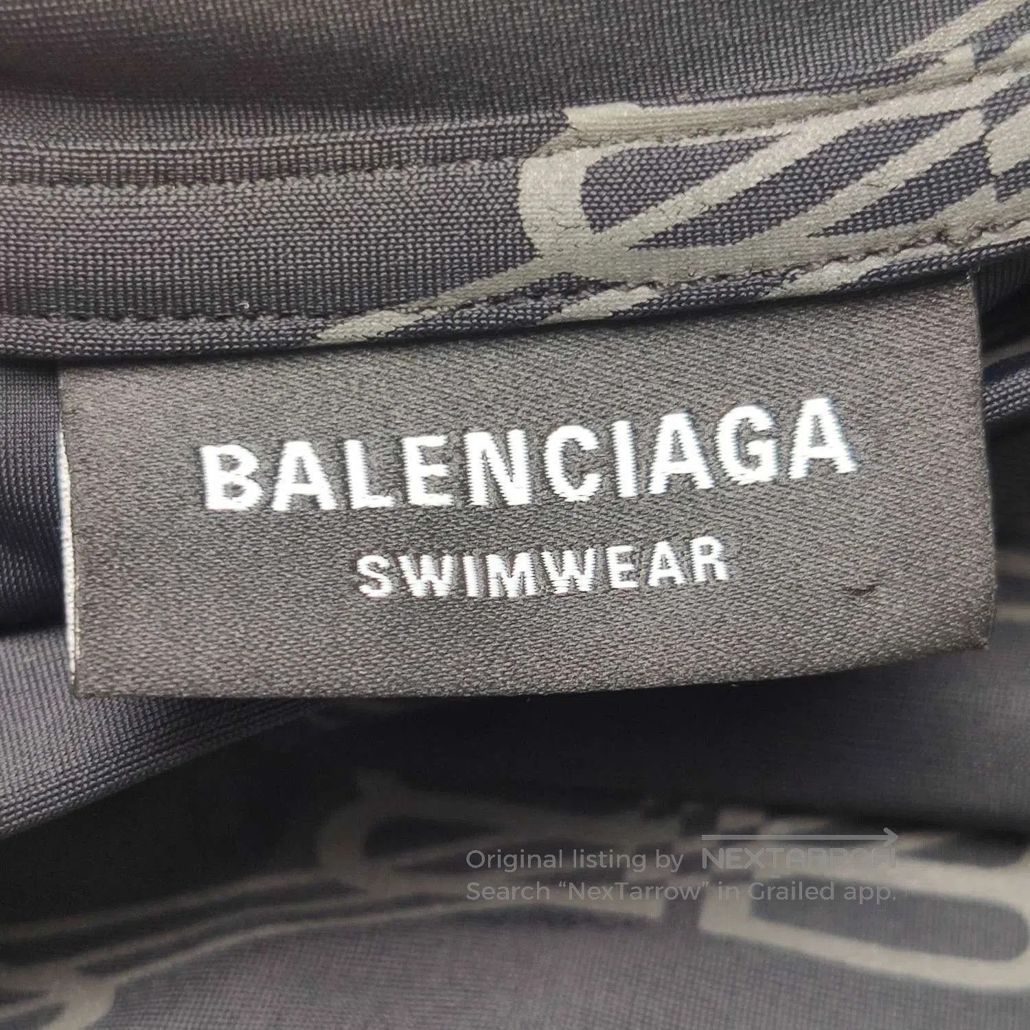 Balenciaga Balenciaga Monogram Crew Neck T. Size US XS / EU 42 / 0 - 5 Thumbnail