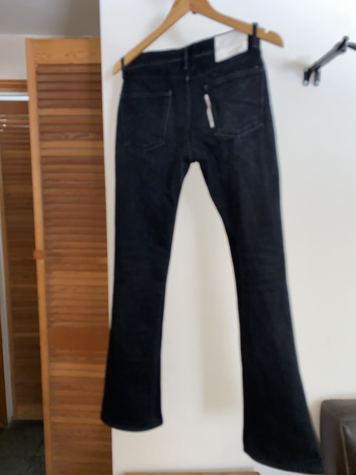 Takahiromiyashita The Soloist. Takahiromiyashita The Soloist Flared Black Denim (2017) Size US 28 / EU 44 - 9 Thumbnail