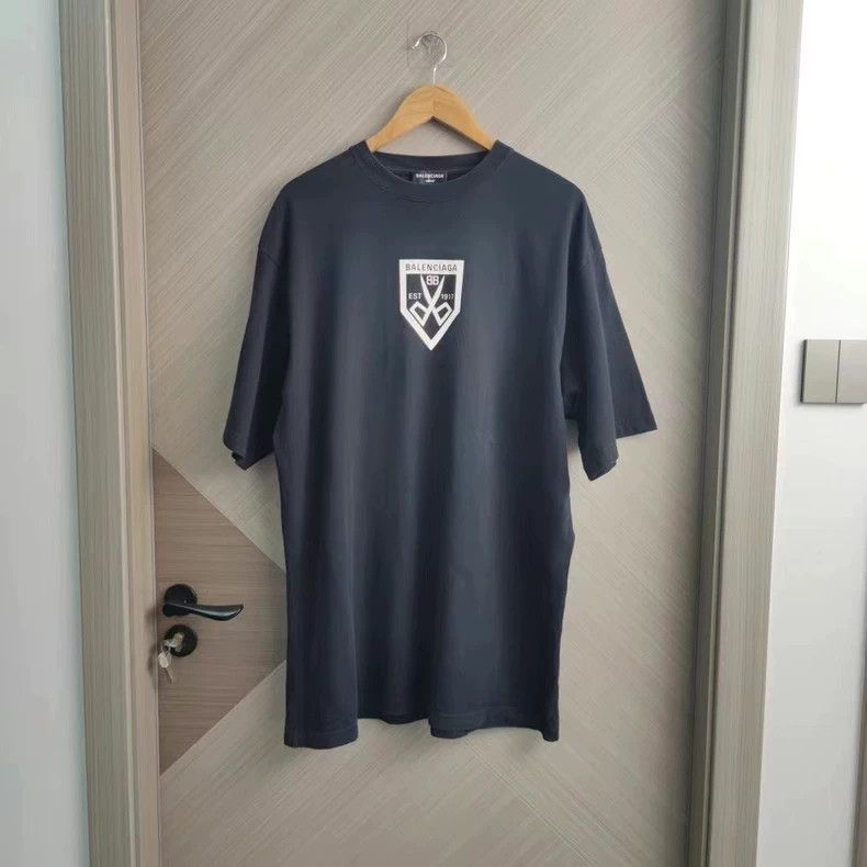 Balenciaga Balenciaga Scissors Black Short Sleeve S 95% New Size US S / EU 44-46 / 1 - 1 Thumbnail