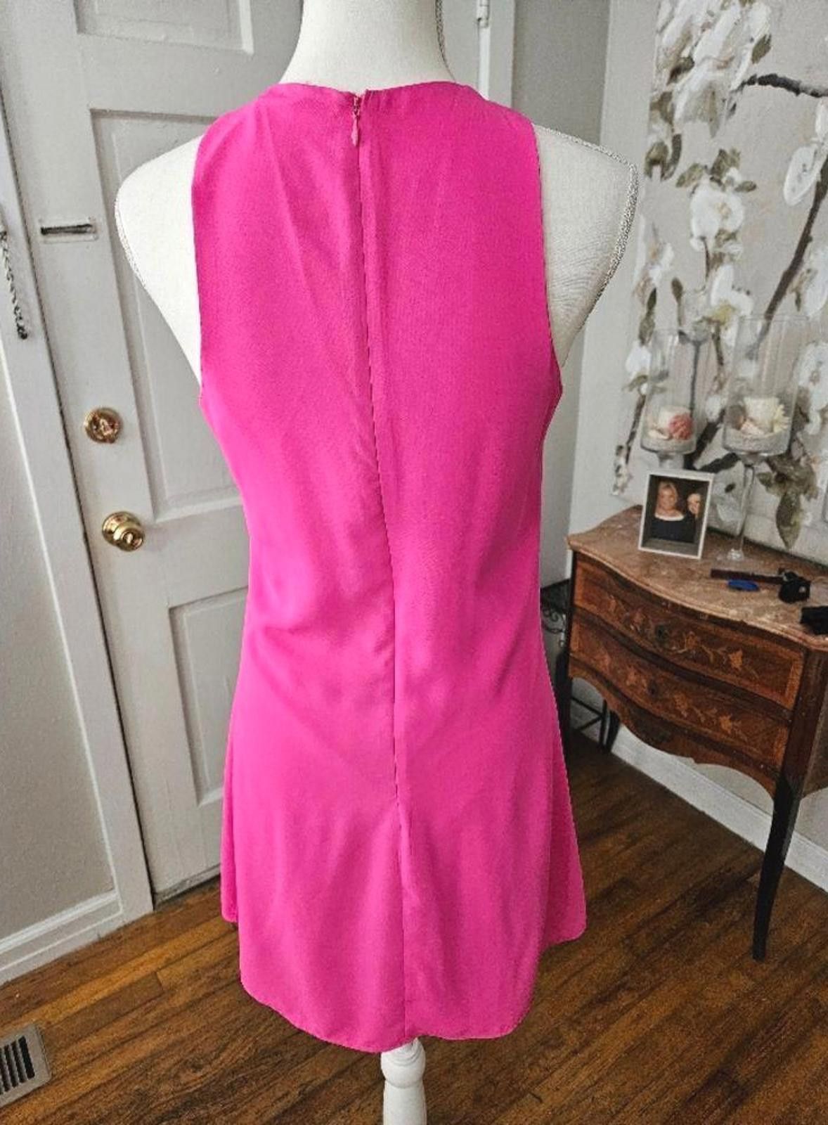 Designer Gianni Bini Bubblegum Dress with Stylish Cutout Detail #H116 Size S / US 4 / IT 40 - 2 Thumbnail
