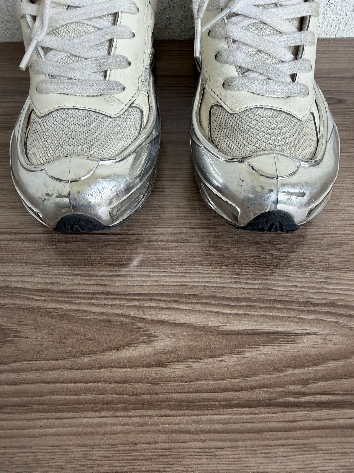 Raf Simons Mirrored silver Ozweego sneaker Size US 5 / IT 35 - 5 Thumbnail
