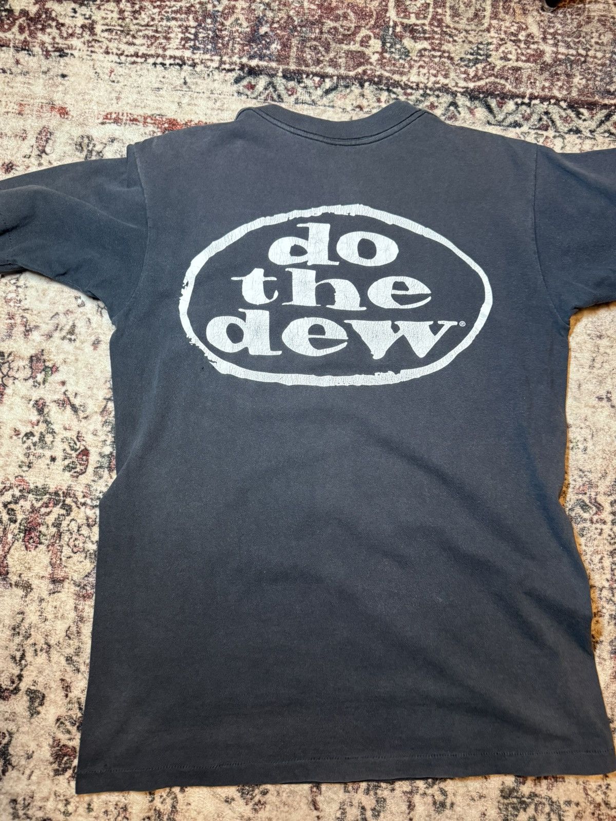 Mountain Dew Vintsge 90’s Mountain Dew Shirt Size US M / EU 48-50 / 2 - 12 Thumbnail