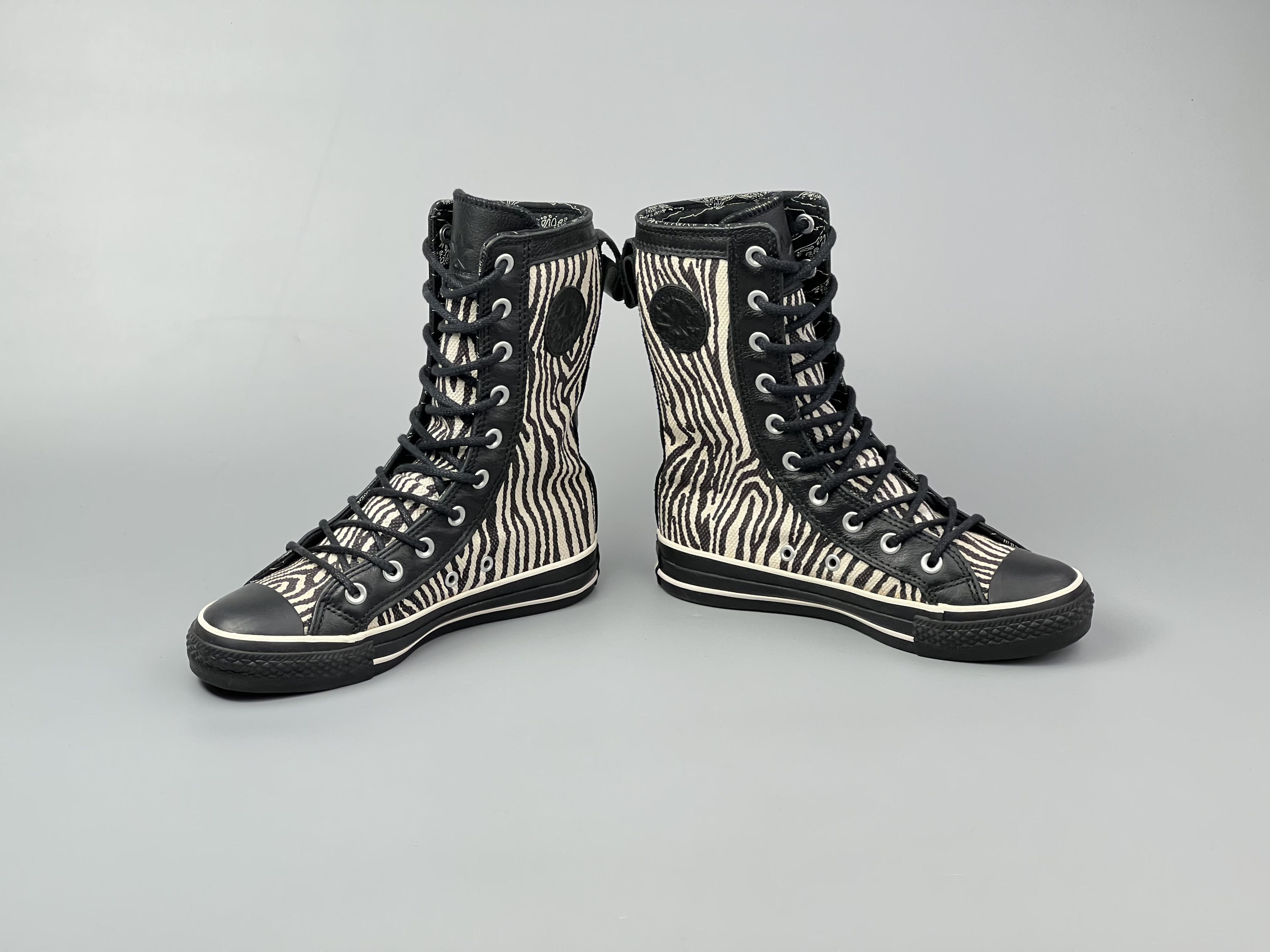Converse Rare Converse Zebra Hi Top Size US 6 Size US 6 / IT 36 - 5 Thumbnail