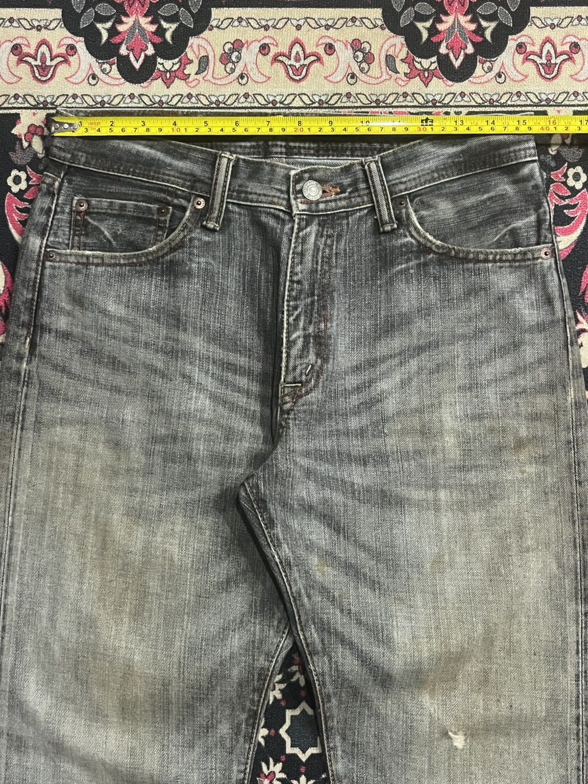 Japanese Brand Vintage Japanese Brand G.L Heart Grey Faded Washed Jeans Size US 29 - 12 Thumbnail