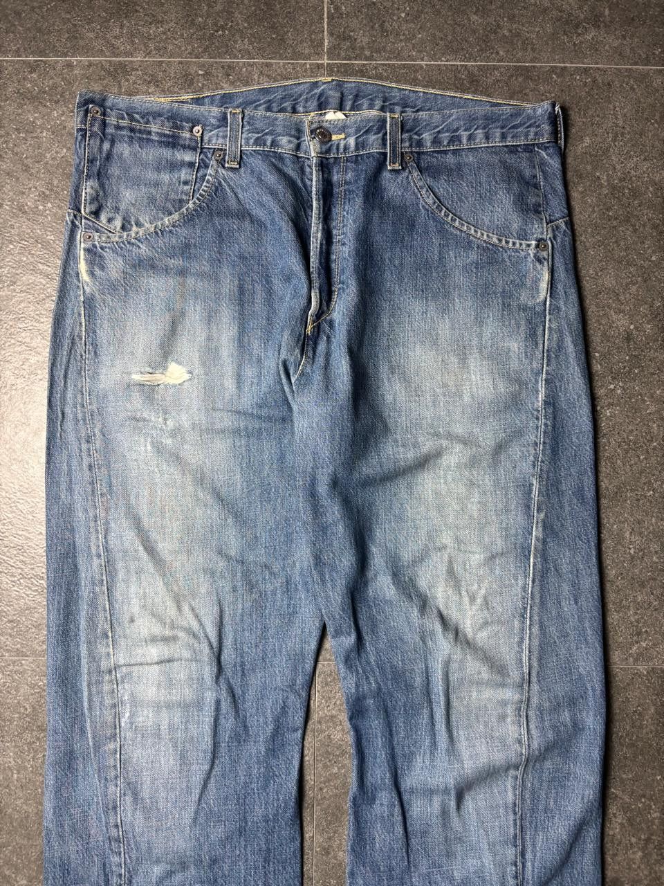Levi's 2000s Levis Engineered Twisted Jeans Size US 37 - 2 Thumbnail
