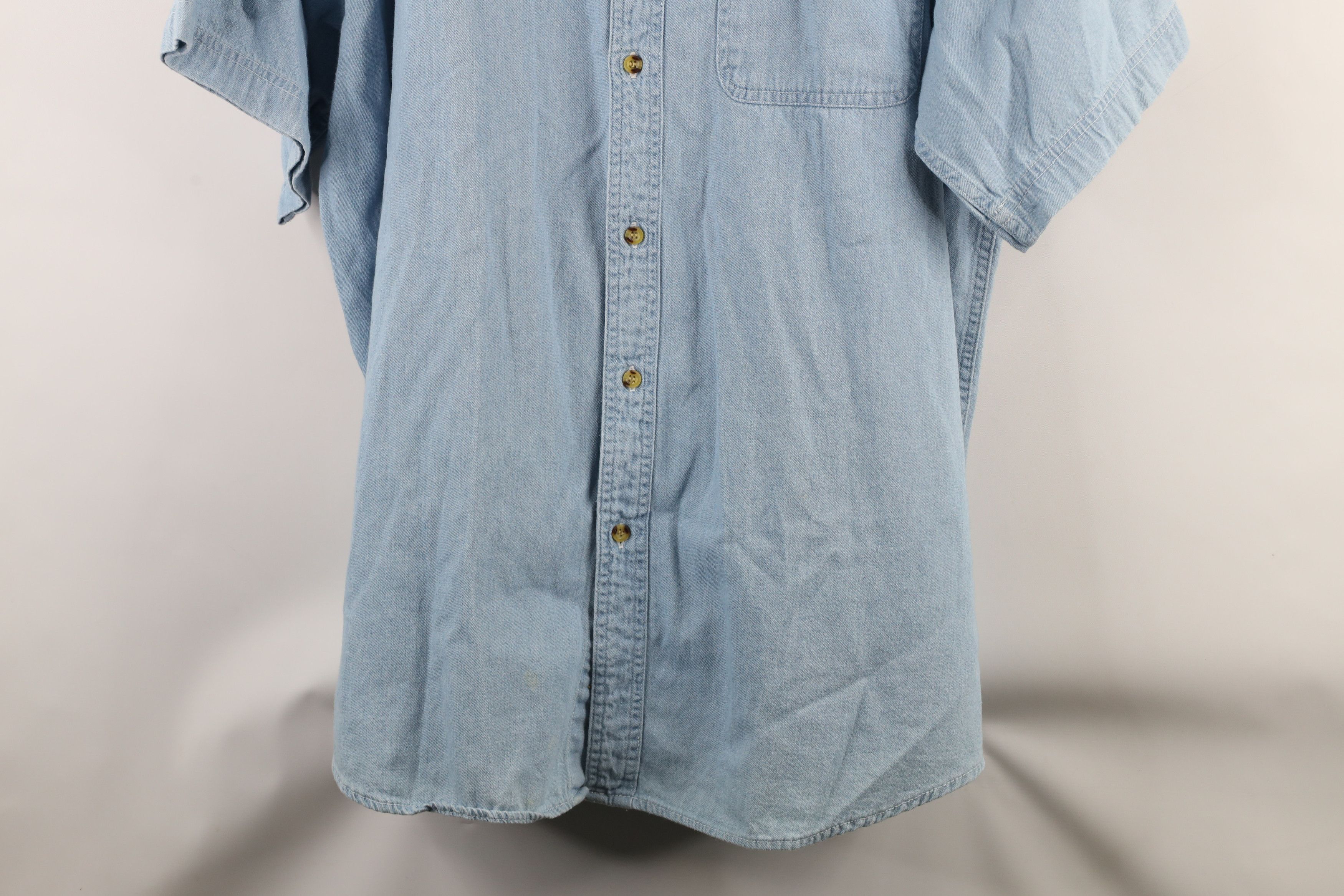 Vintage Vintage 90s Streetwear Short Sleeve Denim Button Down Shirt Size US XXL / EU 58 / 5 - 3 Thumbnail
