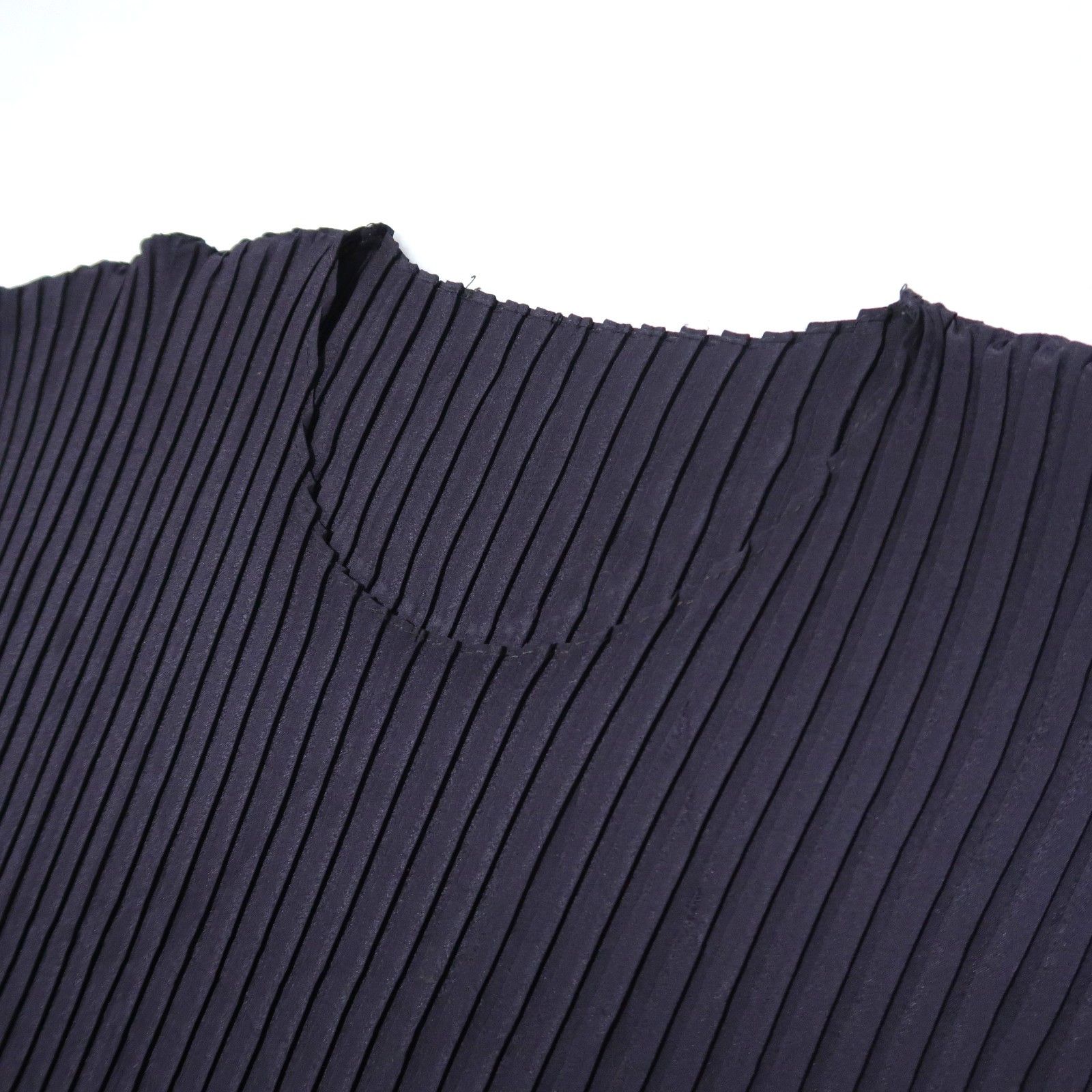 Pleats Please Issey Miyake Issey Miyake Pleats Please Gothic Vest Gray Size US M / EU 48-50 / 2 - 4 Thumbnail