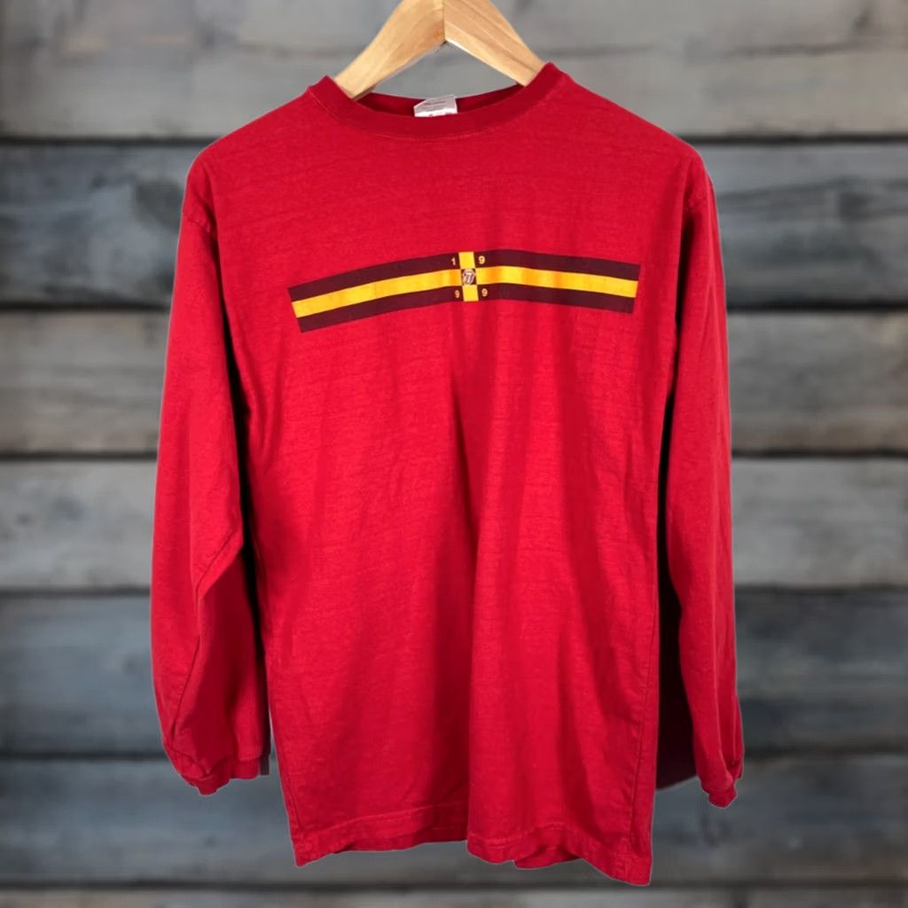 Vintage VINTAGE 1999 The Rolling Stones No Security T-Shirt Mens Medium Red Long Sleeve VTG 90s Size US M / EU 48-50 / 2 - 1 Thumbnail
