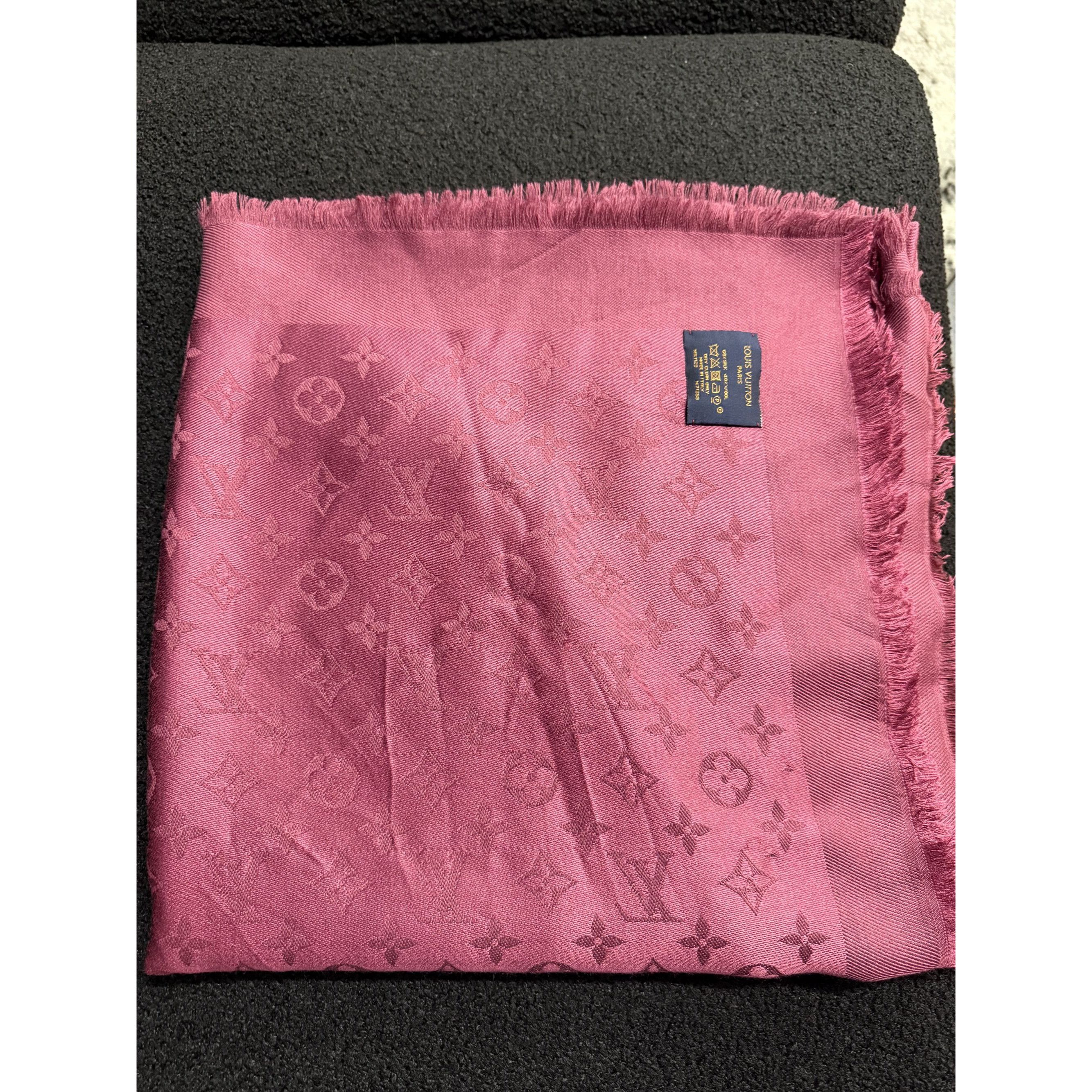 Louis Vuitton Louis Vuitton Monogram Shine Shawl In Fuchsia Silk & Wool Bl Size ONE SIZE - 3 Thumbnail