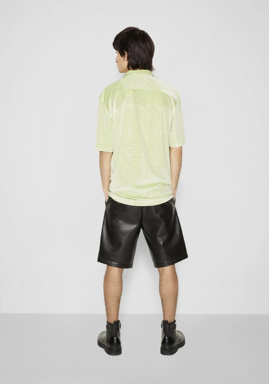 Han Kjobenhavn !DS! SS21 Han Kjobenhavn Pale Green Croc Skin Summer Shirt Size US M / EU 48-50 / 2 - 5 Thumbnail