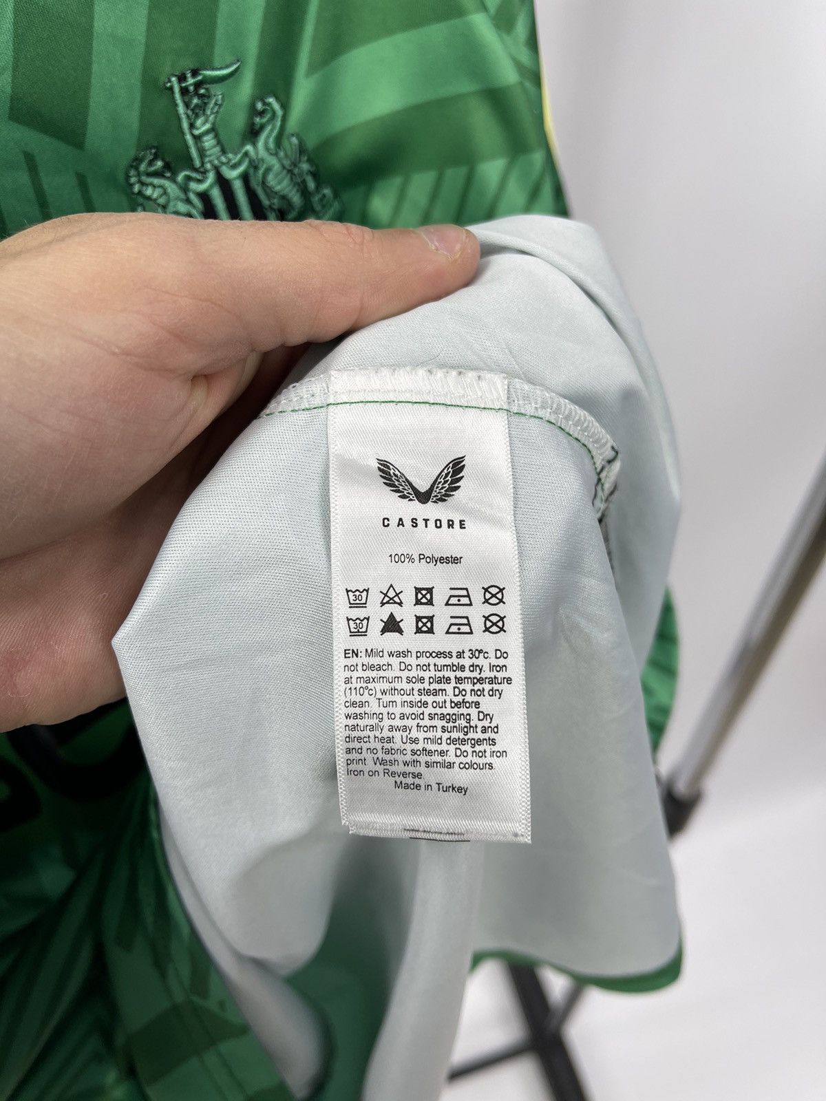 Castore Castore Newcastle United 2023-24 XL Shirt Soccer Jersey Size US XL / EU 56 / 4 - 6 Thumbnail