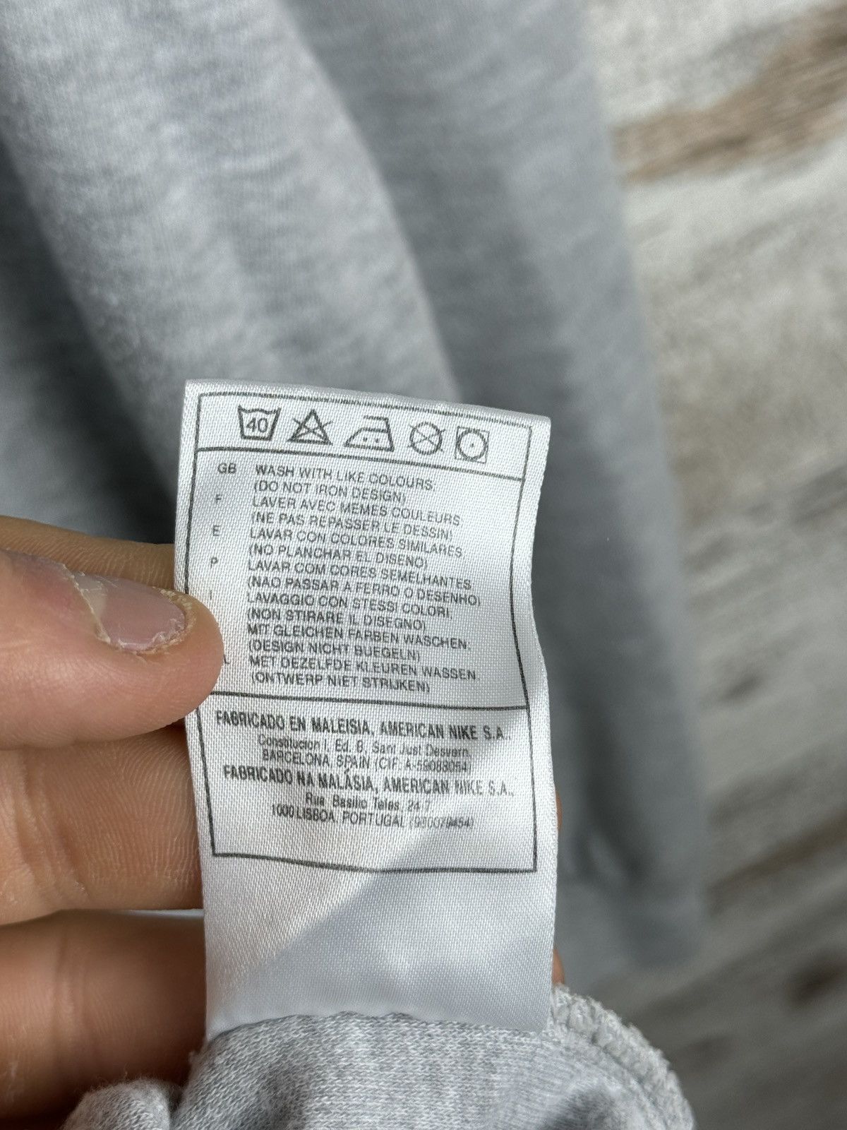 Nike × Vintage Mens Vintage Nike Turtleneck Embroidered Swoosh Logo size XL Size US XL / EU 56 / 4 - 8 Thumbnail