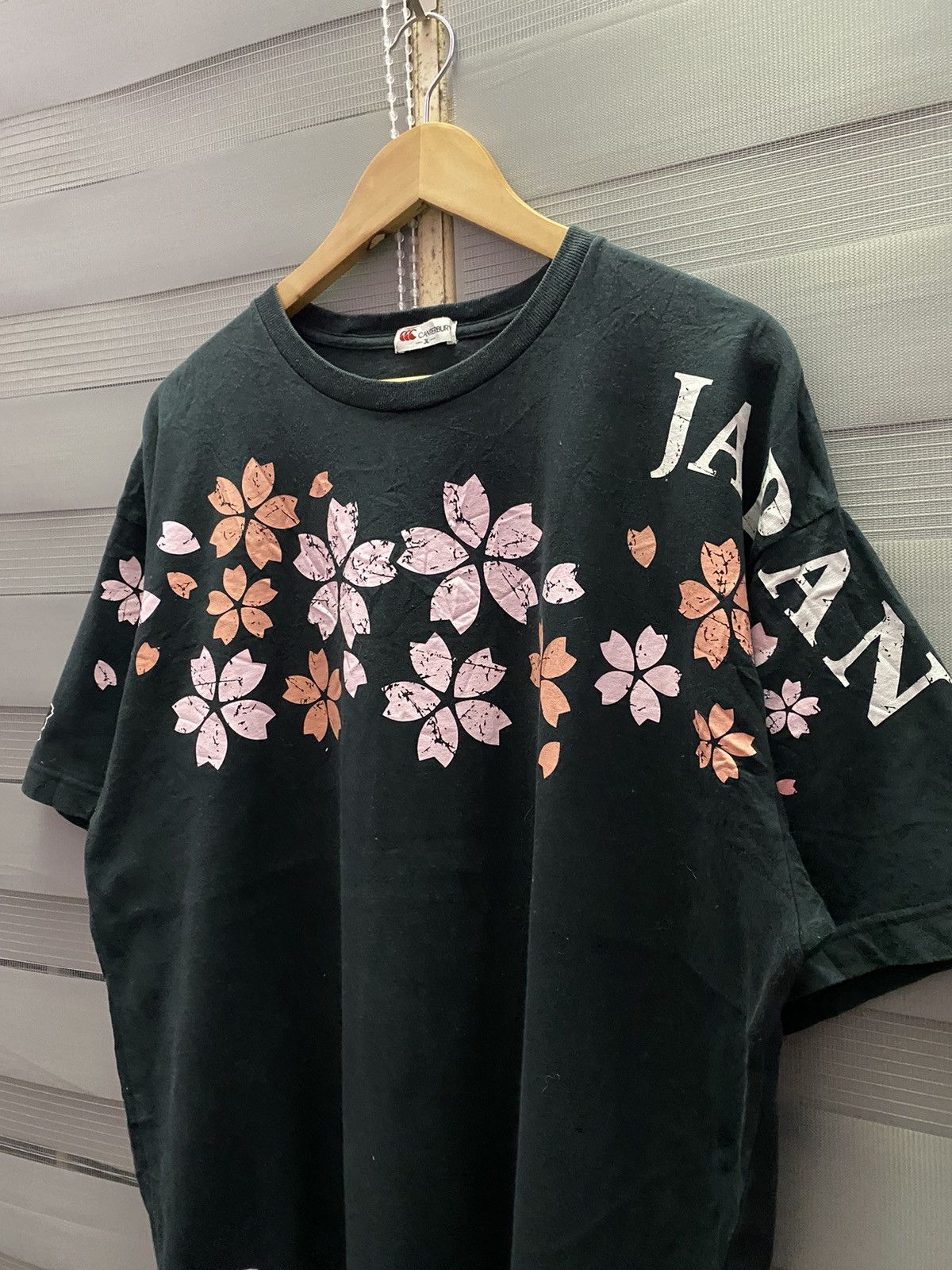 Canterbury of New Zealand Vintage Canterbury Rugby Japan Design Sakura Ter Size US XXL / EU 58 / 5 - 2 Thumbnail
