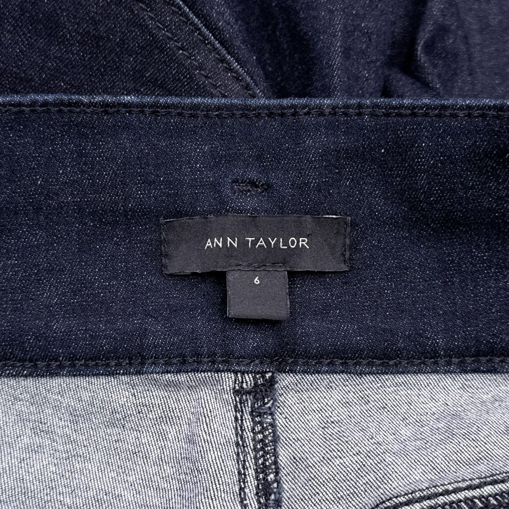 Ann Taylor Ann Taylor Jeans Womens 6 Skinny High Rise Stretch Denim Blue 5-Pocket City Zip Button Slim Regular Machine Washable Holiday? Size 28" / US 6 / IT 42 - 4 Thumbnail