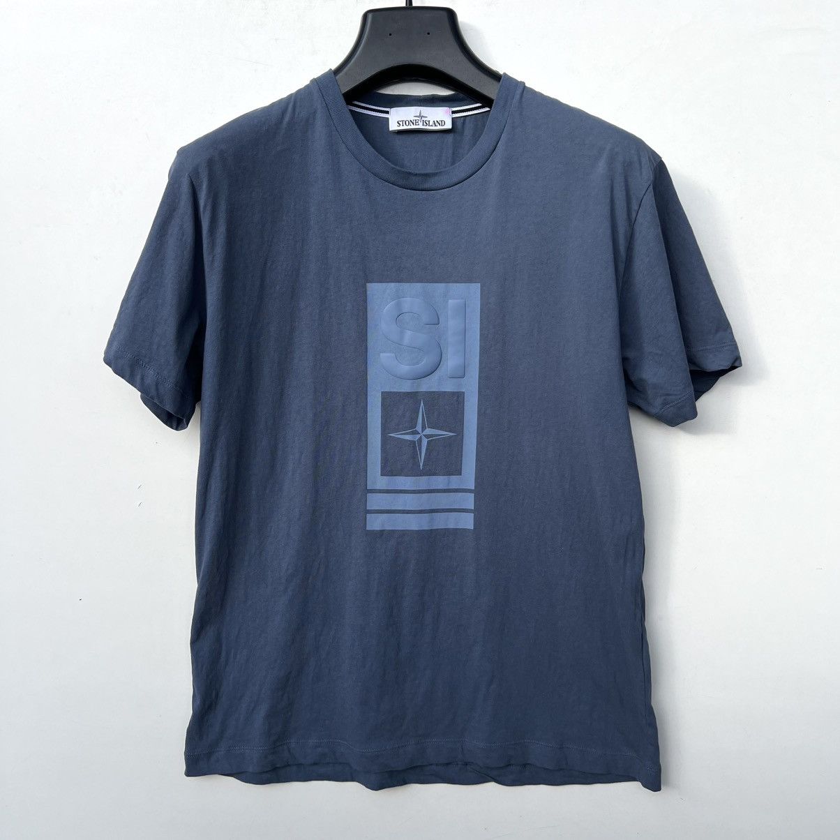 Stone Island Stone Island t shirt Abbreviation One Size US L / EU 52-54 / 3 - 1 Thumbnail