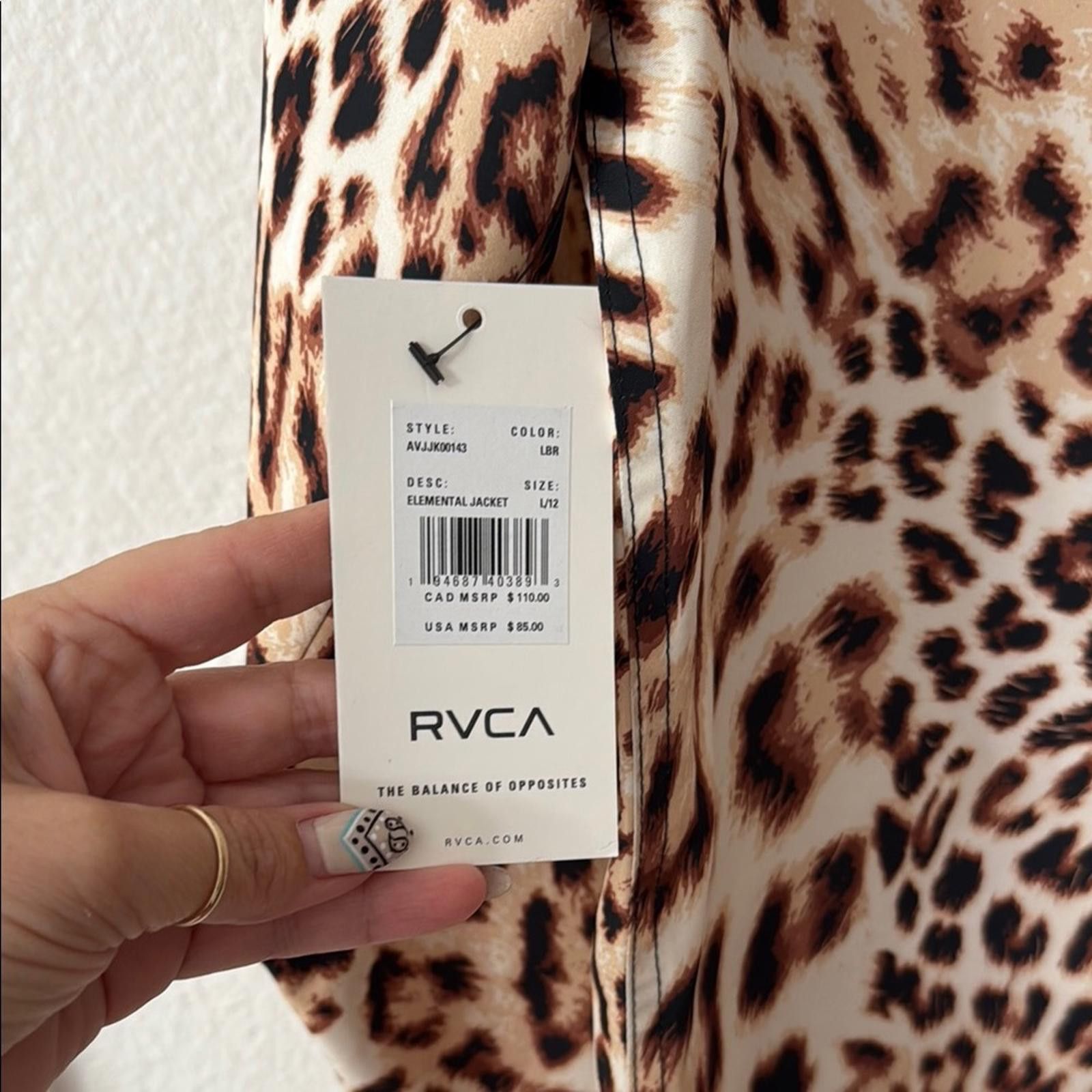 RVCA RVCA leopard statement rain coat/jacket NWT size L Size L / US 10 / IT 46 - 3 Thumbnail