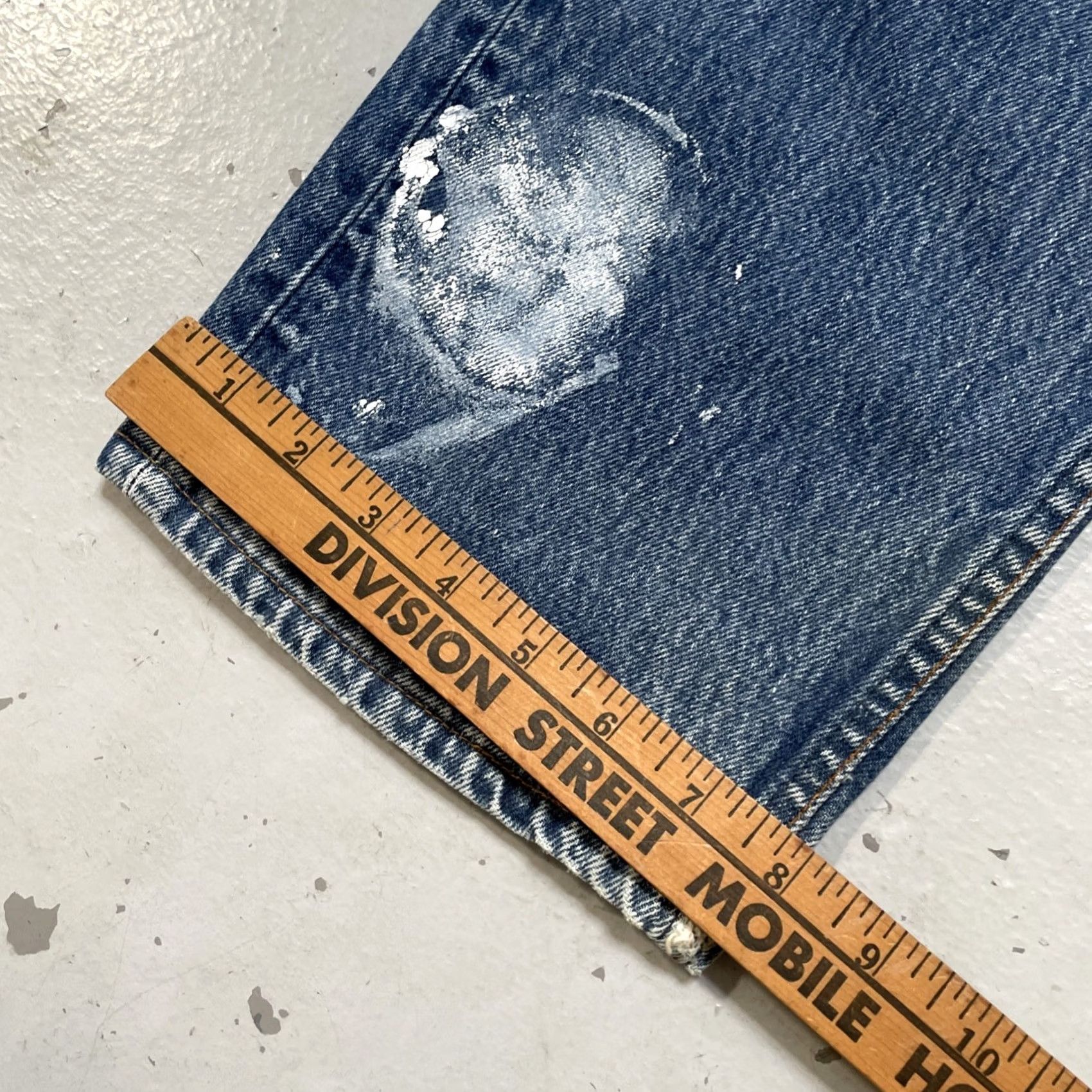 Levi's VINTAGE Levi’s 501 XX Denim Jeans Distressed Paint 34x34 30x30 USA Men Jeans 90s Distressed Americana Heritage Skater Straight Size US 34 / EU 50 - 2 Thumbnail
