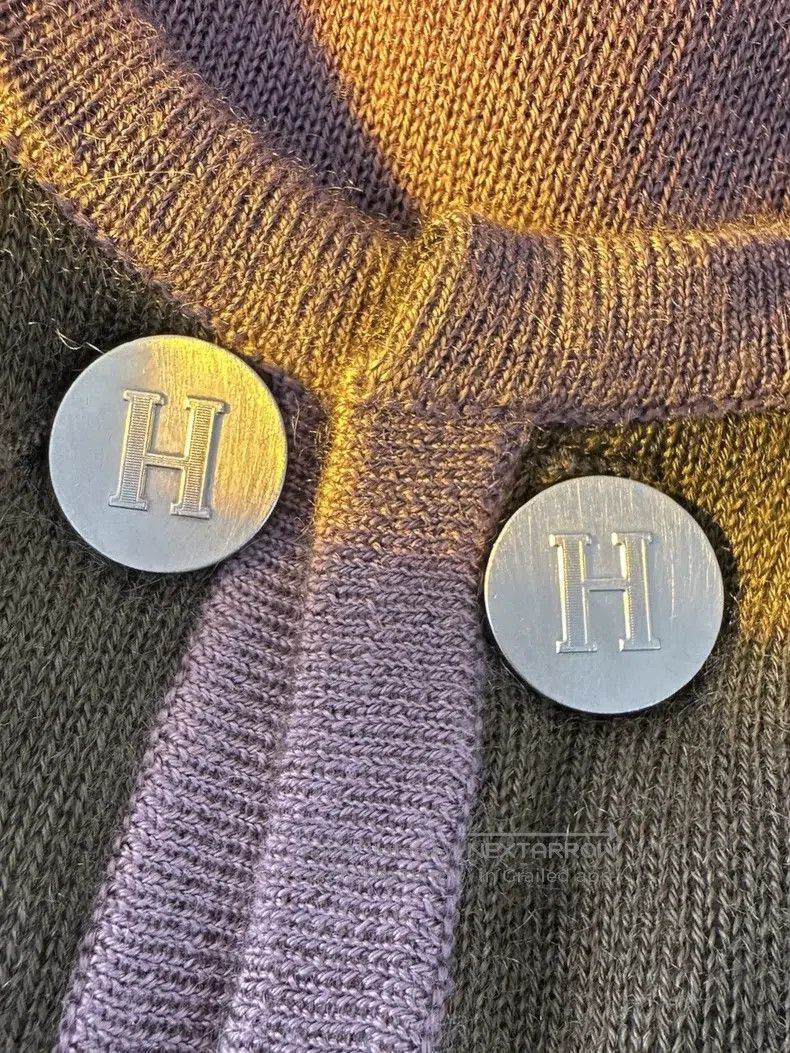 Hermes Hermes Bicolor Cashmere Knit Sweater Long Sleeve Vest Set, Size M / US 6-8 / IT 42-44 - 5 Thumbnail