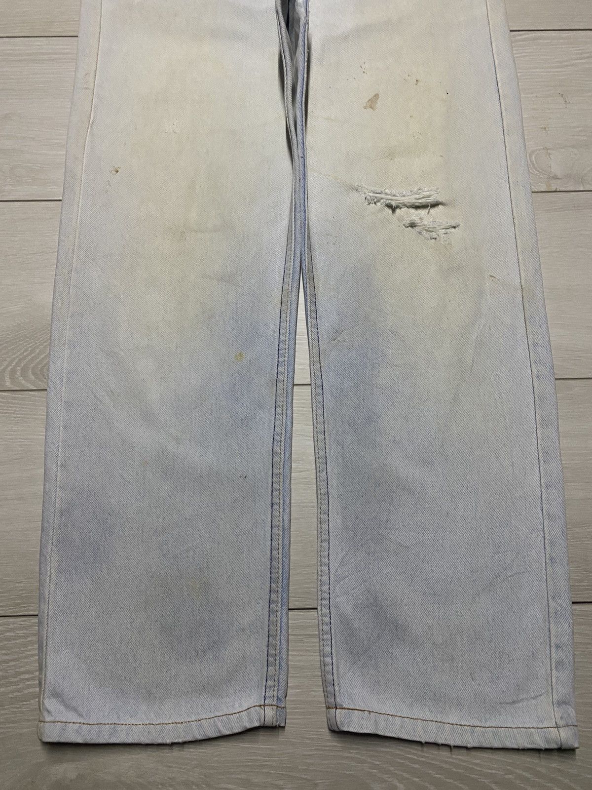 Levi's Vtg Levis 505 90s Grunge Light Wash Distressed Loose Jean Size US 32 / EU 48 - 5 Thumbnail