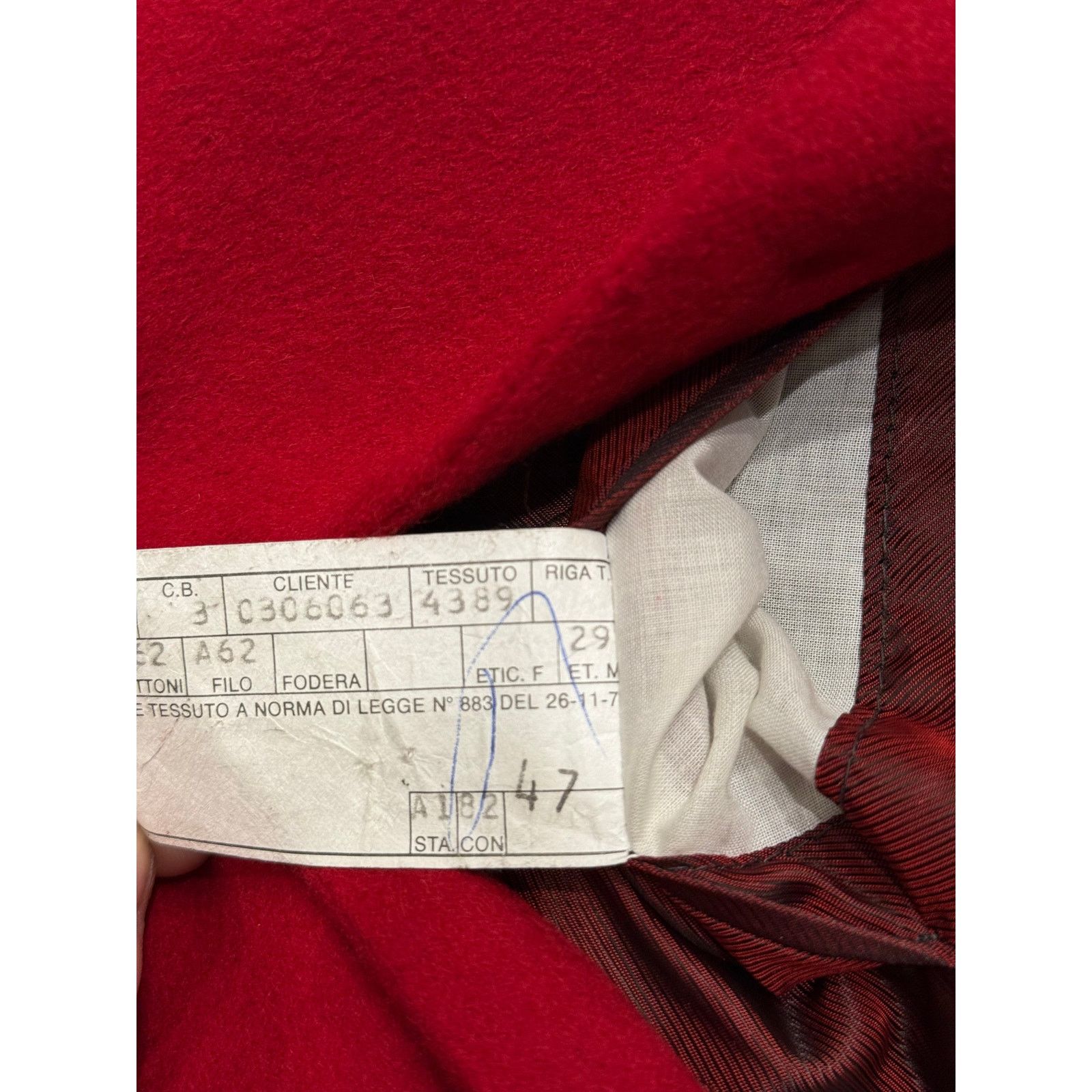 Gianfranco Ferre 1990s Gianfranco Ferré red blood blazer Size US M / EU 48-50 / 2 - 7 Thumbnail