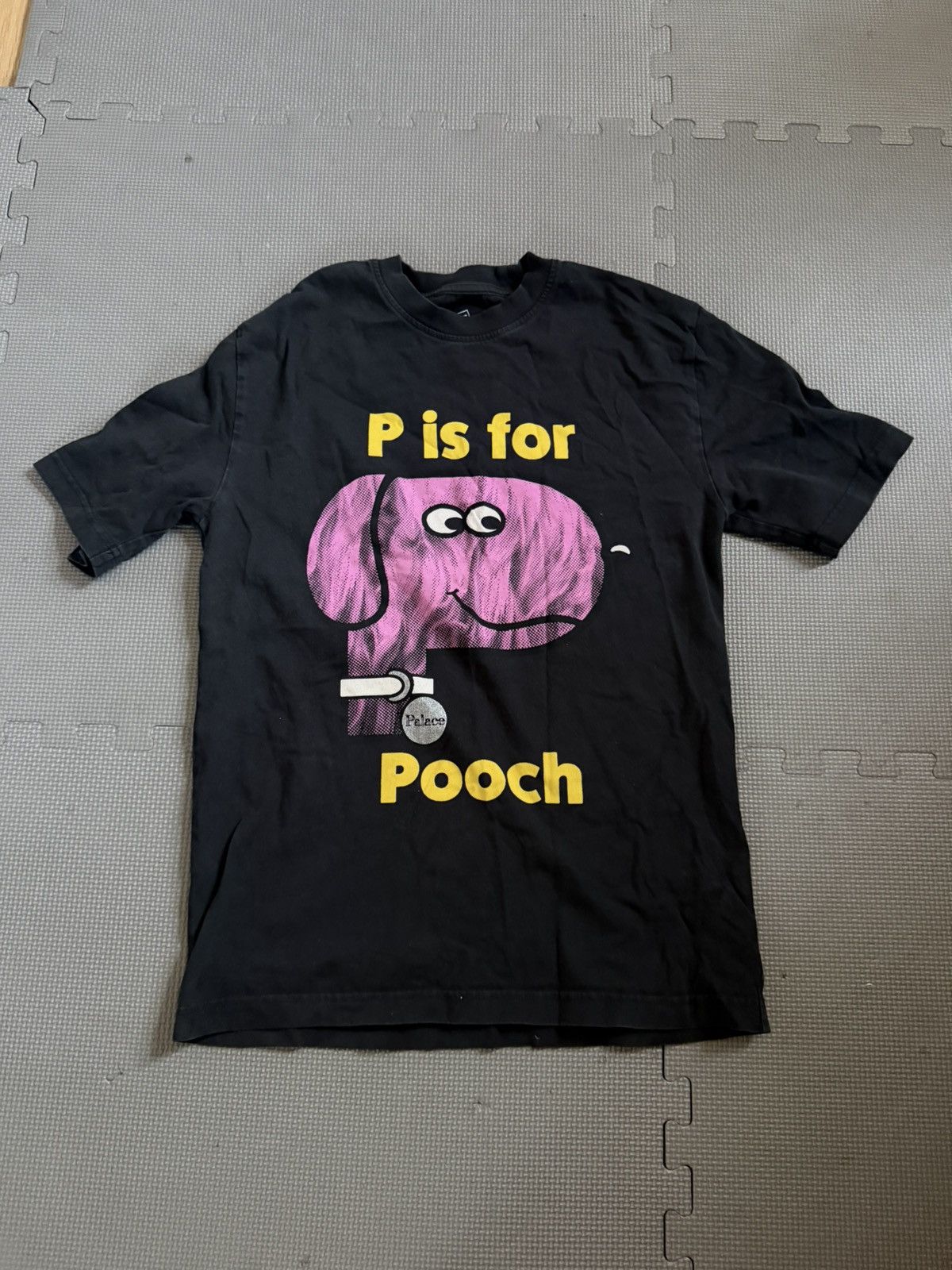 Palace Palace “P is for Pooch” Tee Size US S / EU 44-46 / 1 - 1 Thumbnail