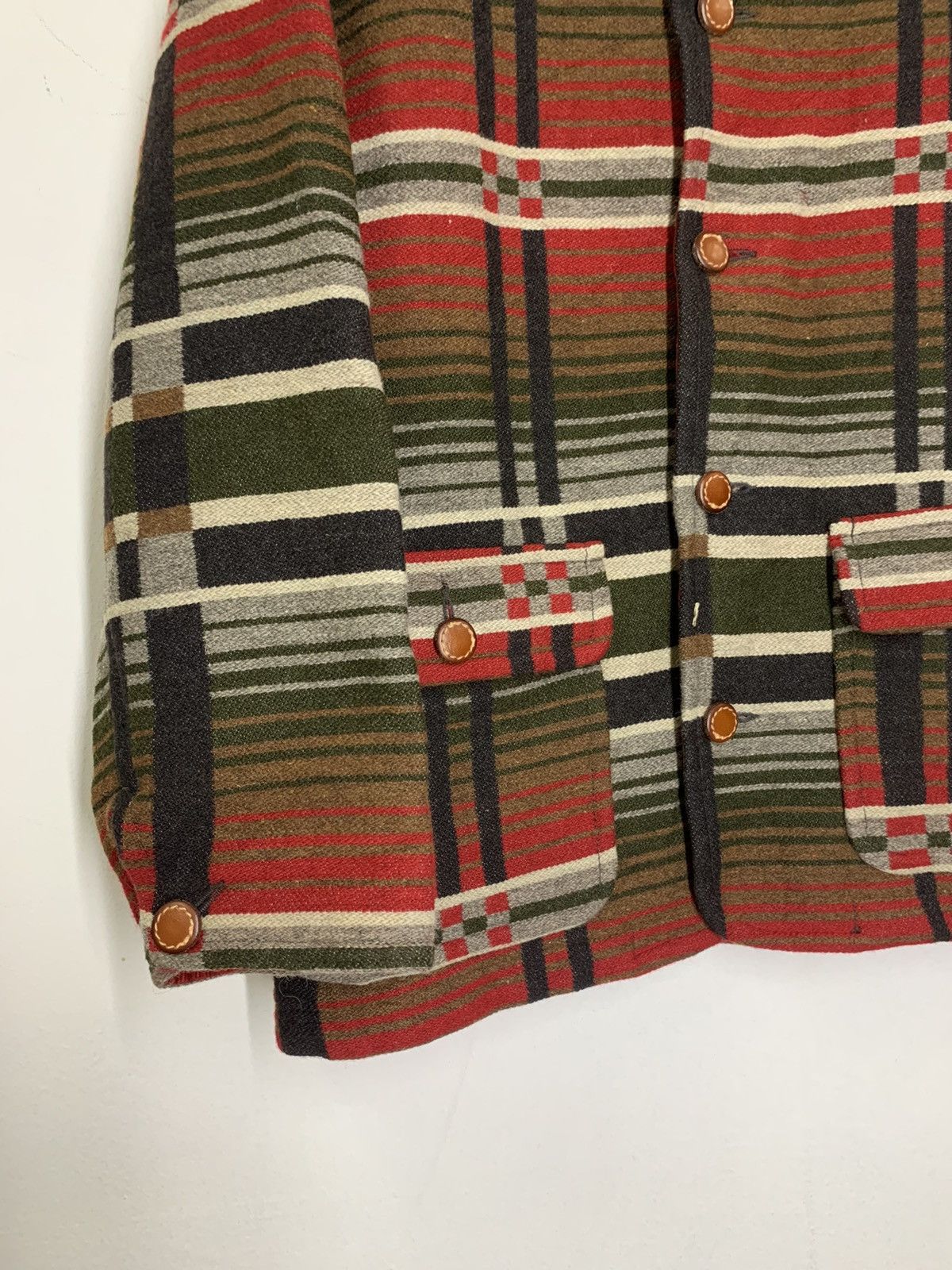 Vintage Vintage United Colour of Benetton Blanket Native Jacket Size US M / EU 48-50 / 2 - 3 Thumbnail