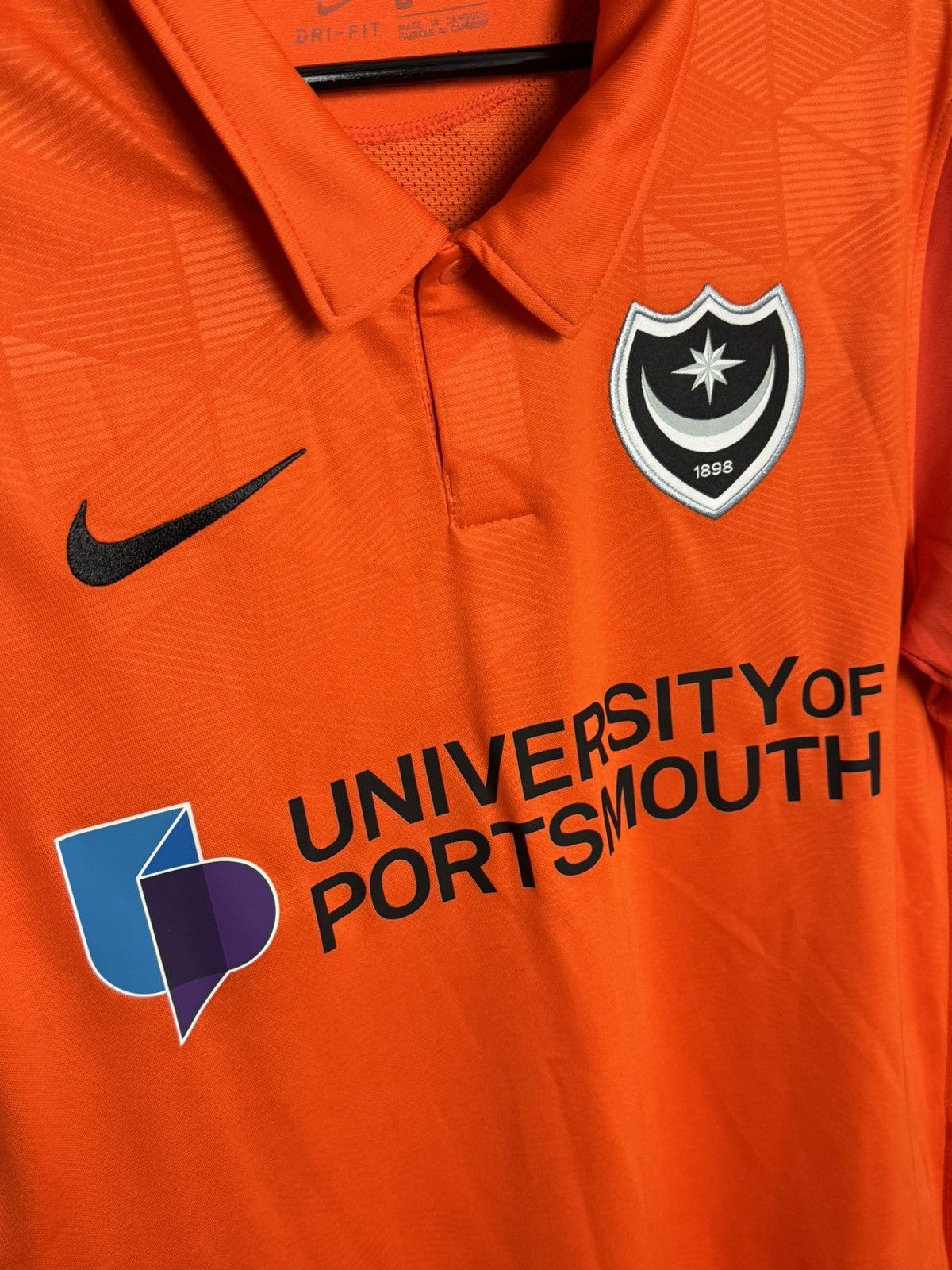 Nike Portsmouth 20/21 Third Curtis Football Jersey Size US S / EU 44-46 / 1 - 4 Thumbnail