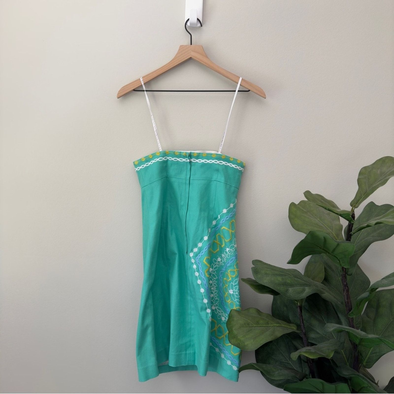 Lilly Pulitzer Lilly Pulitzer Strapless Mini Dress Bumble Bee Embroidered S Size XS / US 0-2 / IT 36-38 - 2 Thumbnail