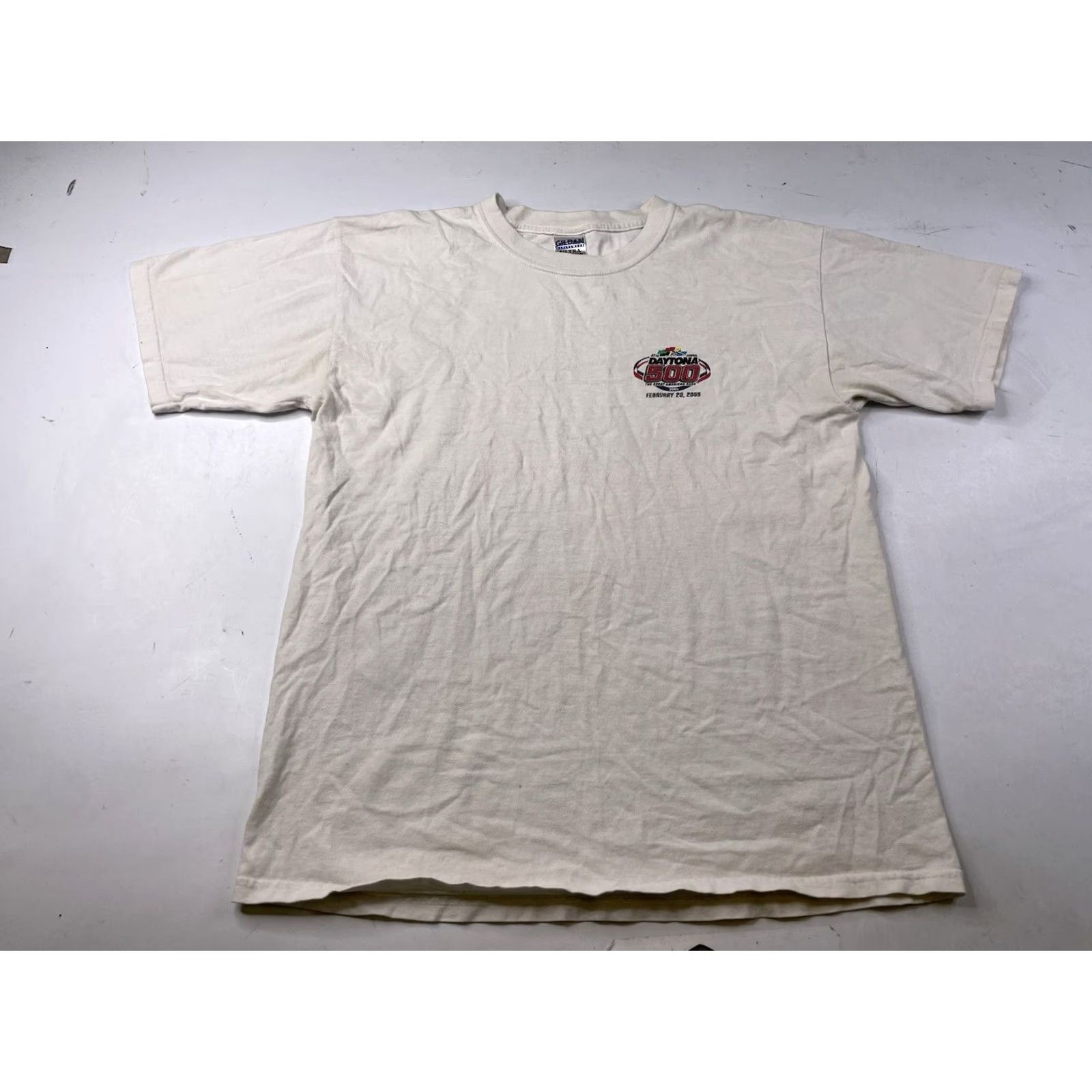Gildan VINTAGE Daytona 500 T-shirt White Cotton Double-Sided NASCAR AOP Size L Adult Mens Men 2005 500 Gildan Size US L / EU 52-54 / 3 - 2 Thumbnail