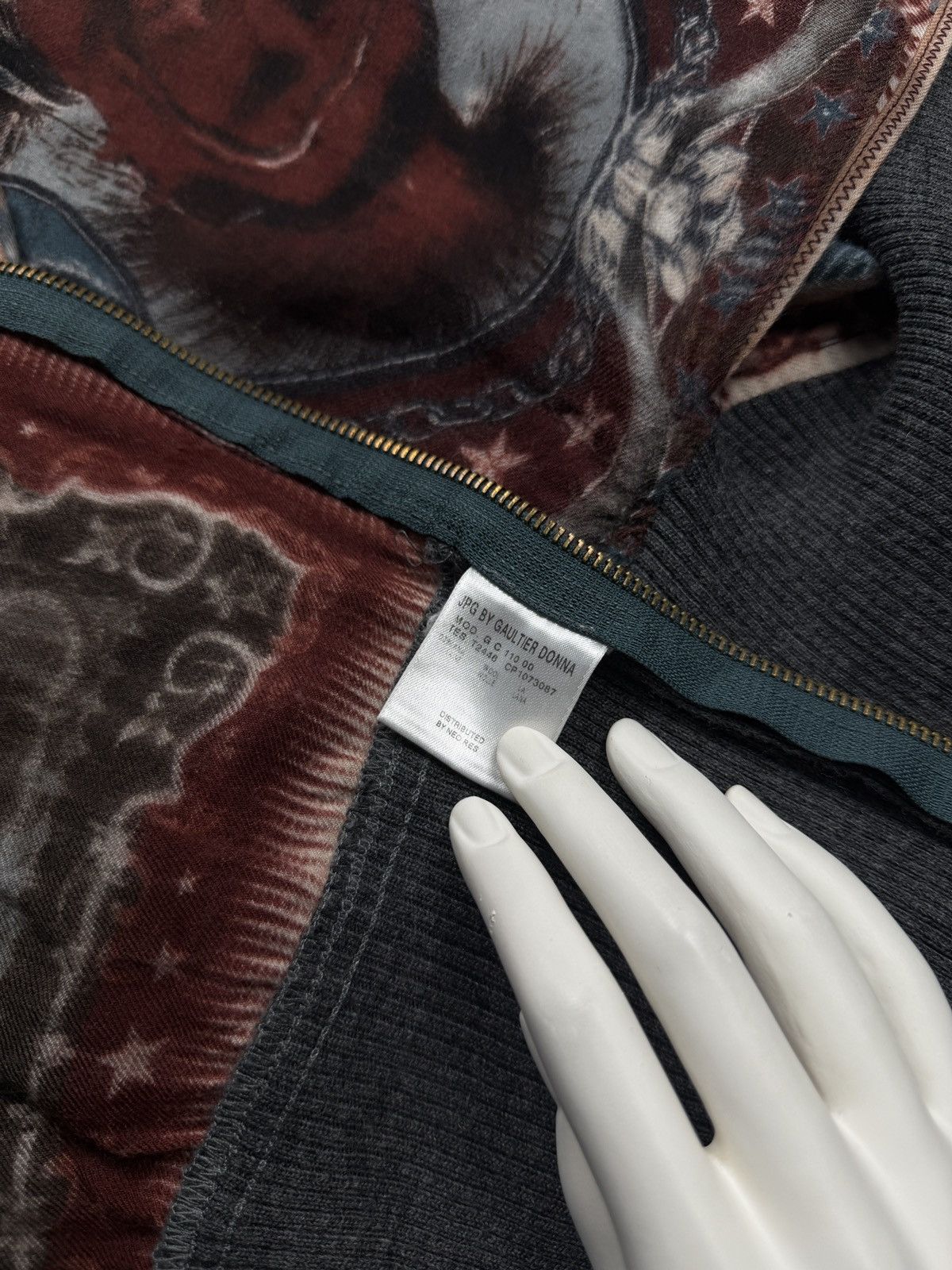 Jean Paul Gaultier Jean Paul Gaultier 1998 Native X-Ray Print Poncho Jacket Size S / US 4 / IT 40 - 18 Thumbnail
