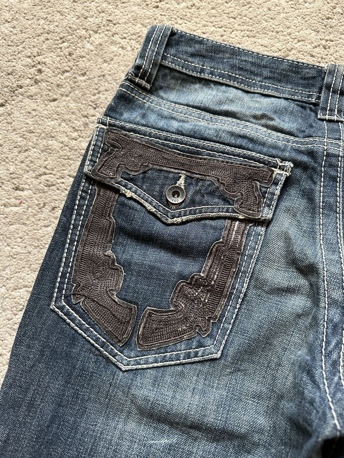 semanticdesign 2000s Semanticdesign Guns Jeans Size US 31 - 4 Thumbnail