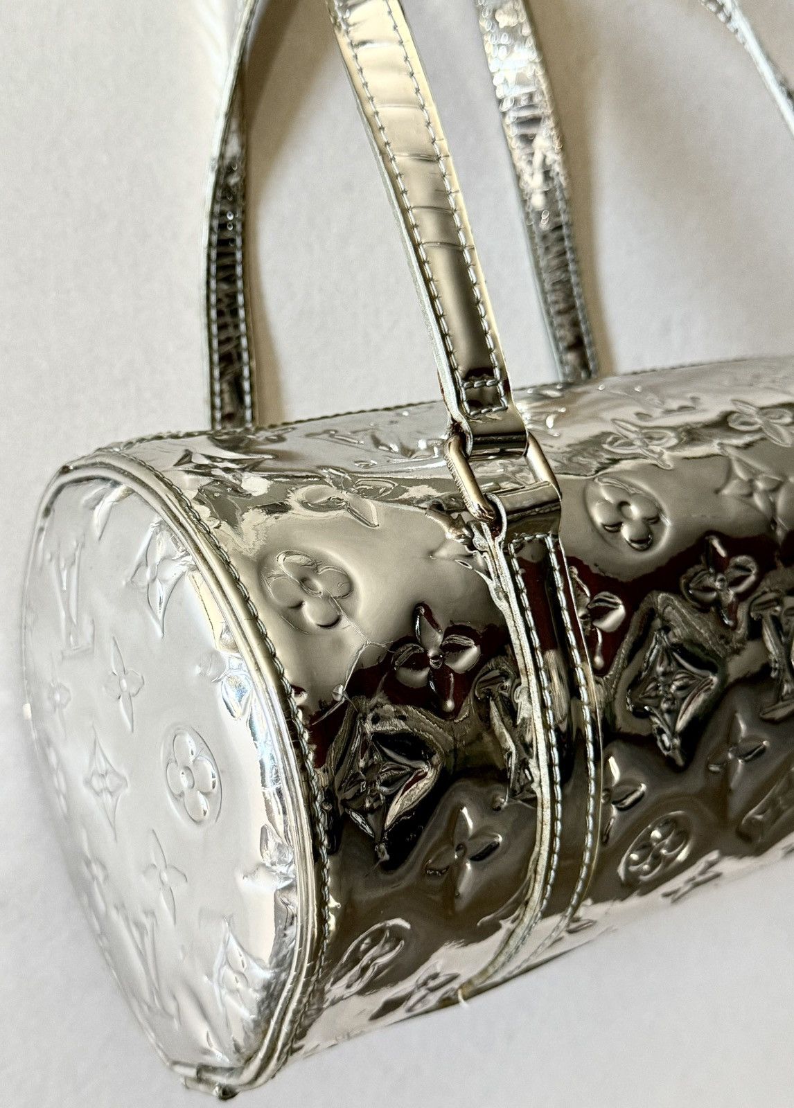Louis Vuitton Louis Vuitton - Marc Jacobs - 2006 - Silver Miroir Papillon Size ONE SIZE - 9 Thumbnail