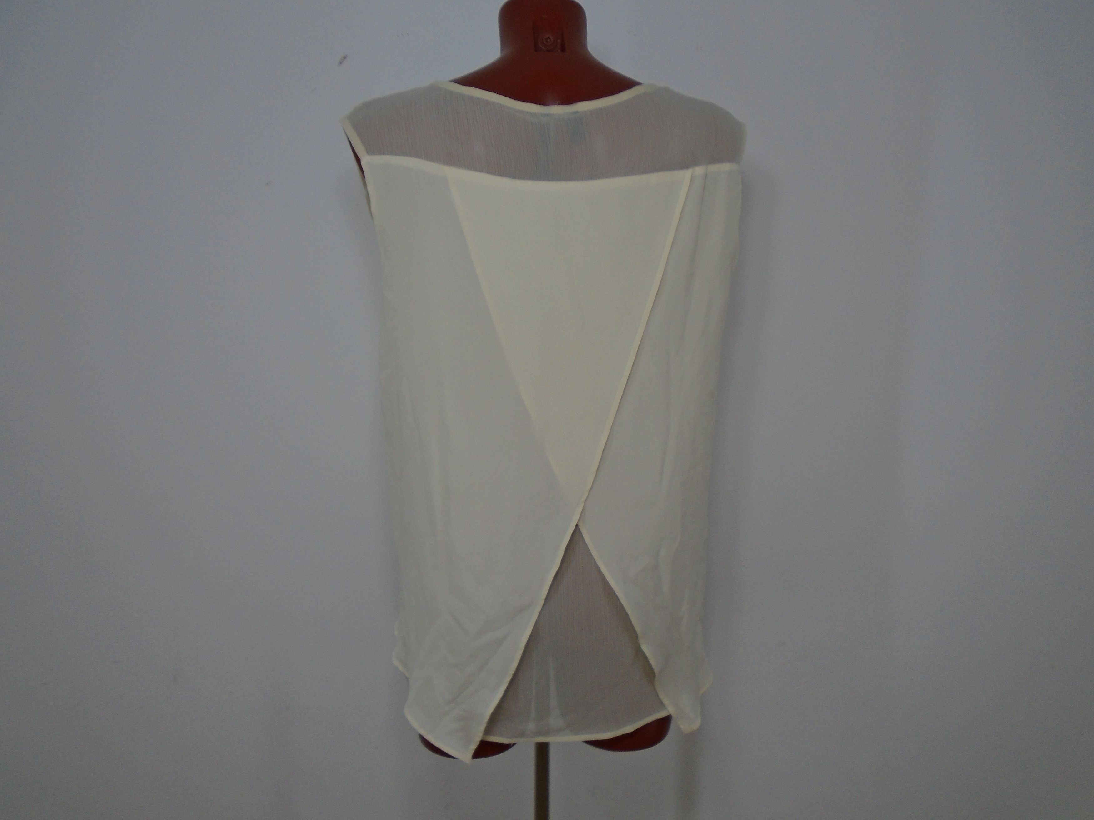 Mango Women's Blouse Mango. Beige. S. Used. Very good condition Size S / US 4 / IT 40 - 7 Thumbnail