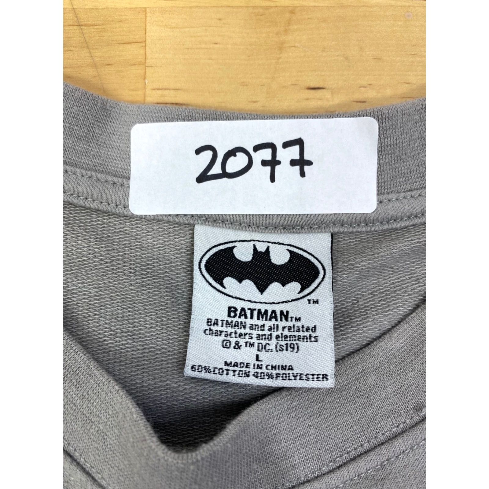 Vintage Batman Graphic Pullover Sweater Womens Size L Purple/Gray #2077 Size L / US 10 / IT 46 - 4 Thumbnail