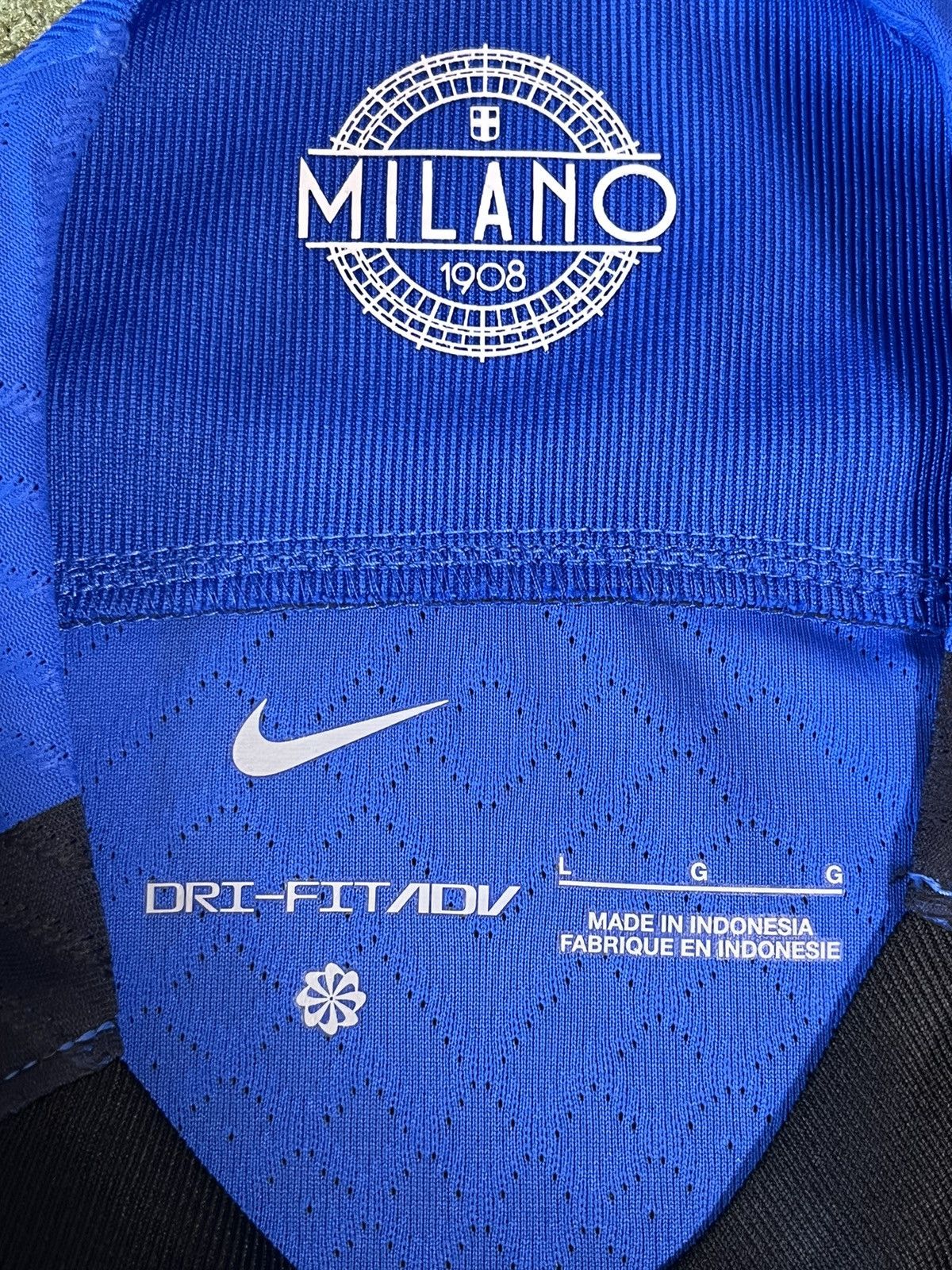 Nike AUTHENTIC Inter Milan 2022 2023 home soccer kit jersey Size US L / EU 52-54 / 3 - 13 Thumbnail