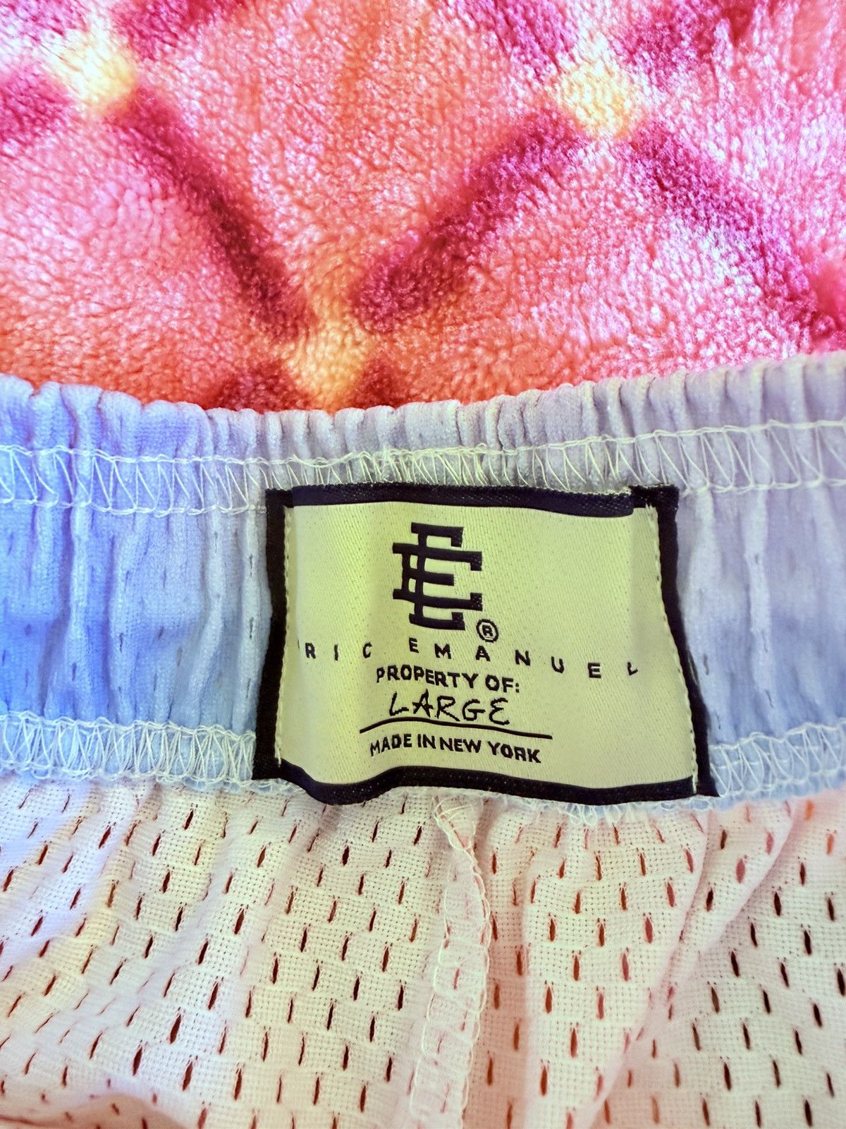 Eric Emanuel Eric Emanuel Basic Short Pink&Blue Clouds Size Large Rare🔥 Size US 33 - 3 Thumbnail