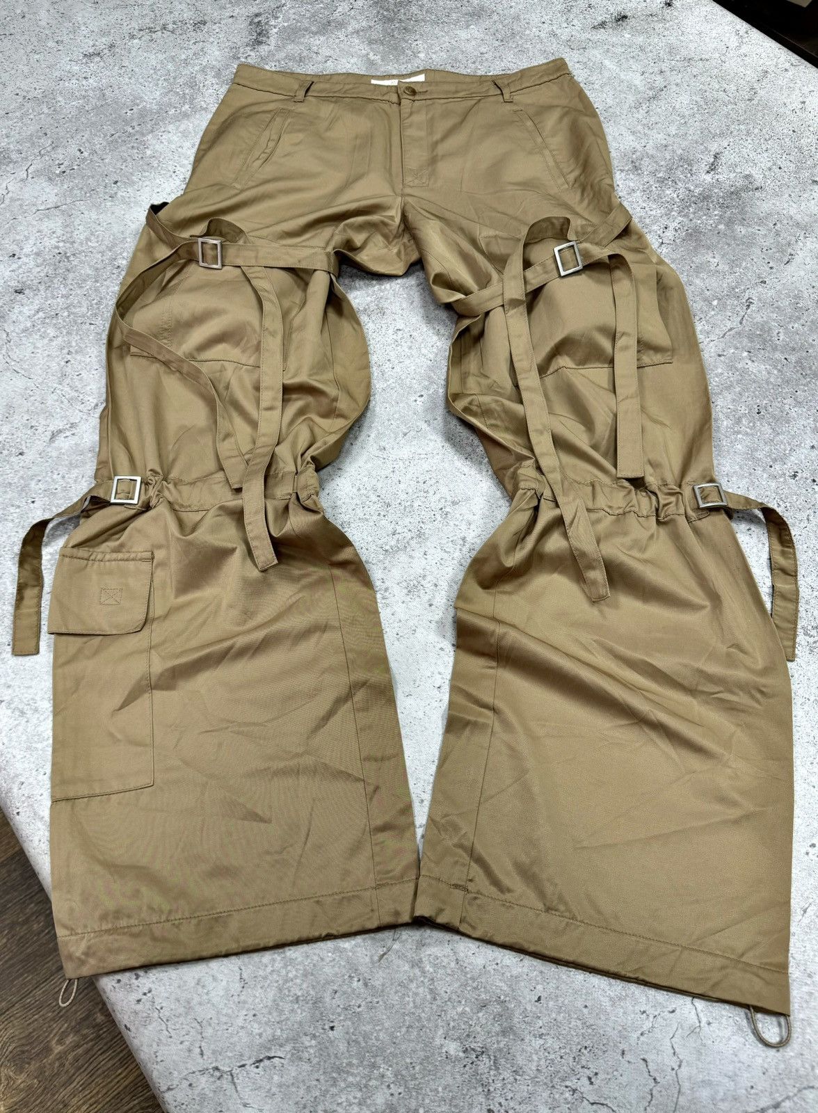 20471120 Vintage Japanese Bandage Cargo Junya Watanabe Stye Pants Size US 32 / EU 48 - 1 Thumbnail
