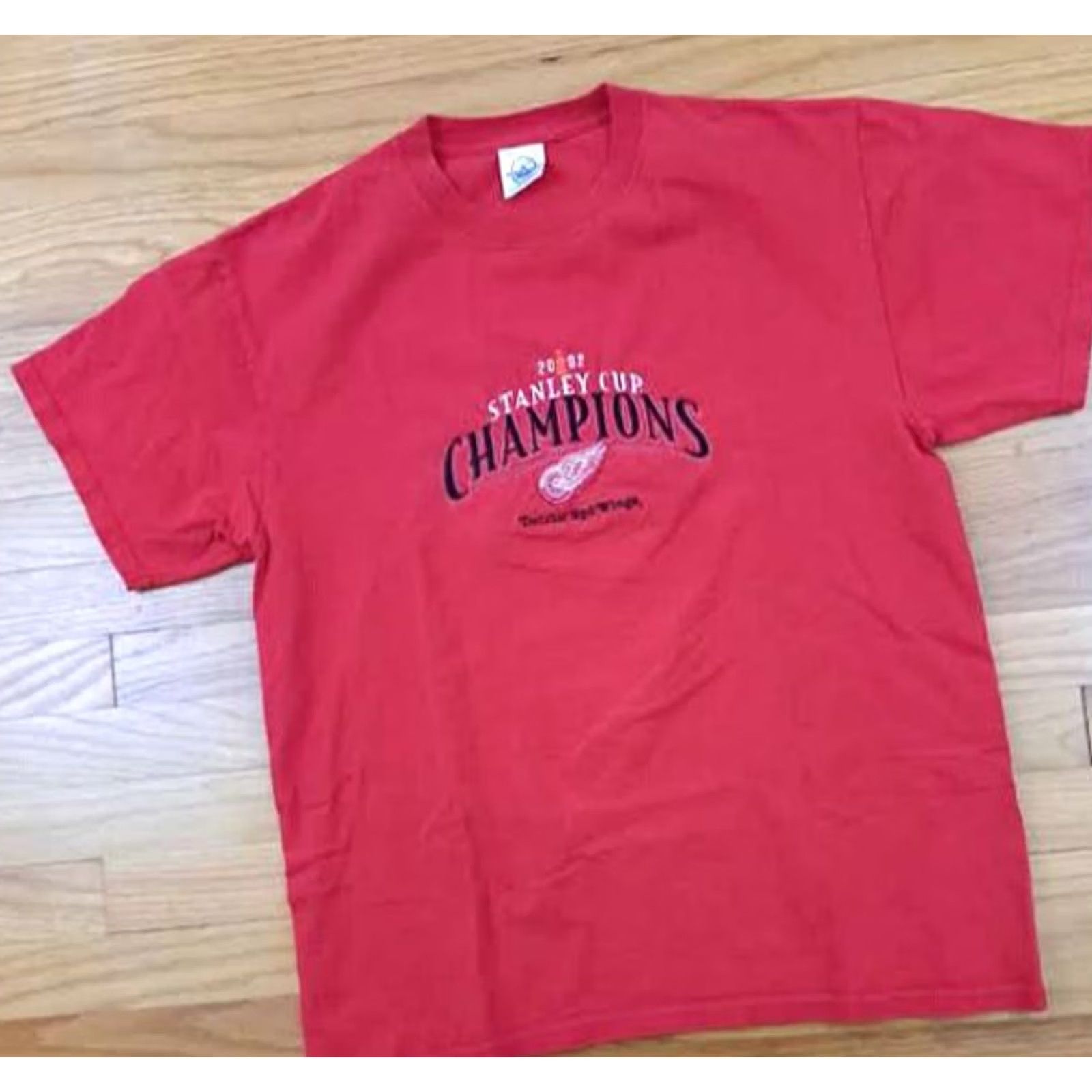 Vintage VINTAGE Detroit Red Wings T-Shirt Large L Red Embroidered 2002 Stanley Cup Champions Mens Size US L / EU 52-54 / 3 - 2 Thumbnail