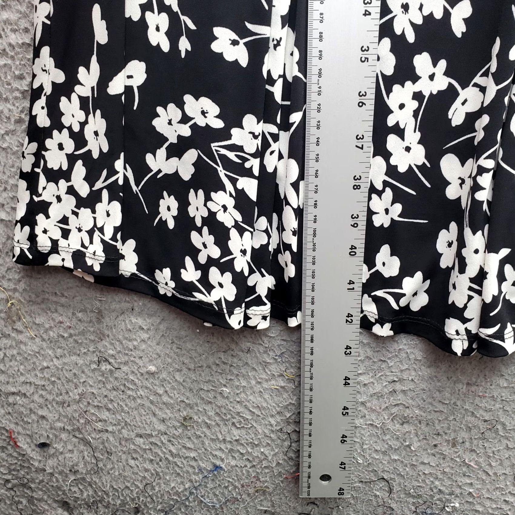 Vintage London Times Dress Women 2X Multi Floral Stretch Sleeveless Pullover Fit & Flare V-Neck Casual Knee Length Size XXL / US 16-18 / IT 52-54 - 4 Thumbnail
