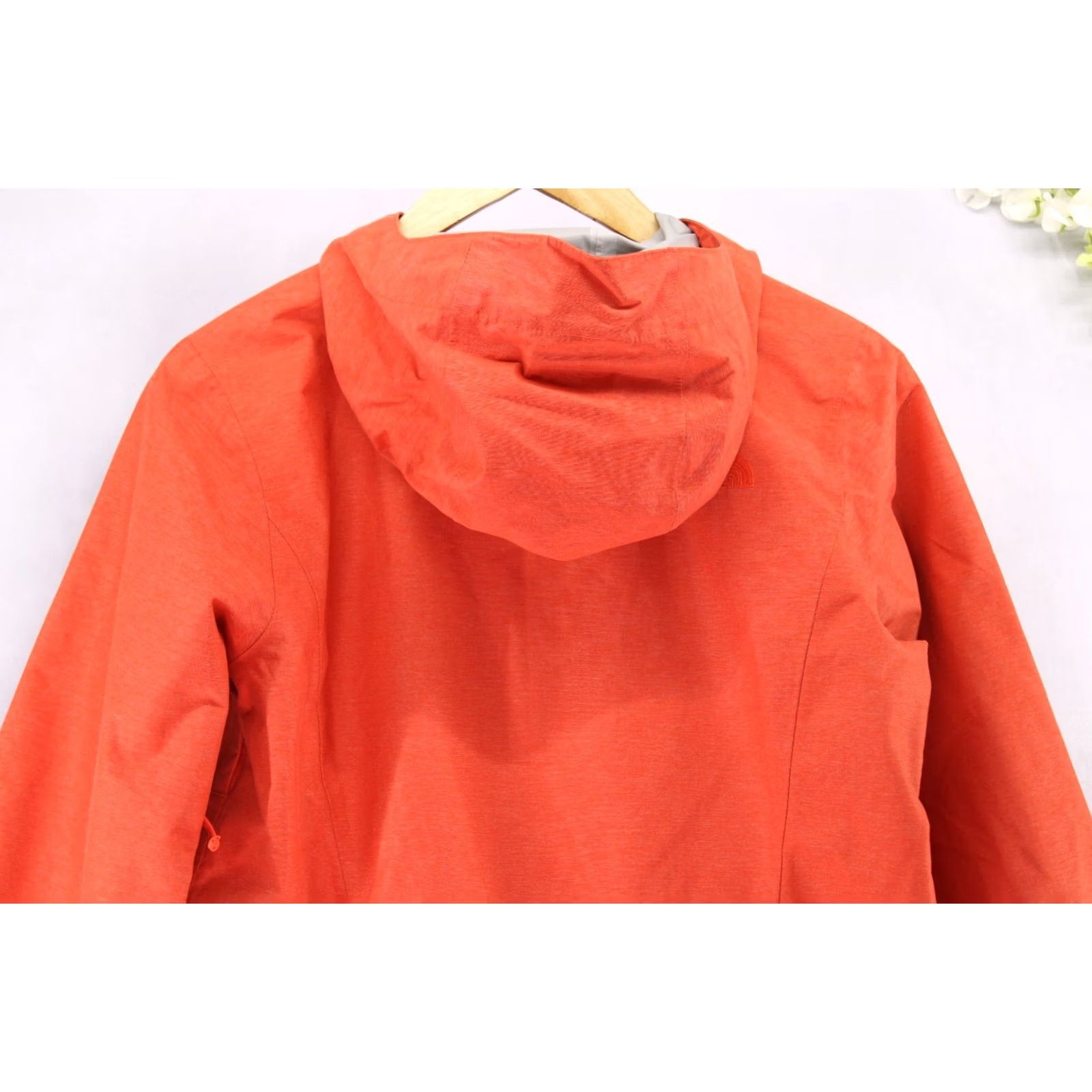 The North Face The North Face Women's Resolve 2 Rain Jacket Coat Orange Dryvent Sz S Size S / US 4 / IT 40 - 5 Thumbnail