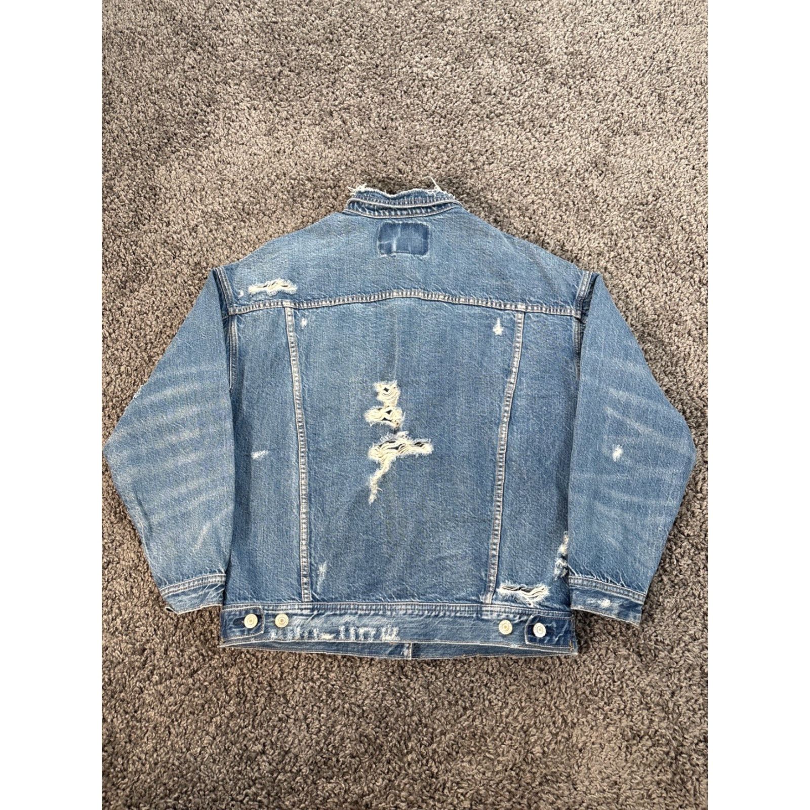 American Eagle Outfitters VINTAGE American Eagle Outfitters Trucker Jacket Mens XS Blue Button Up Denim Distressed Light Wash Size US XS / EU 42 / 0 - 5 Thumbnail