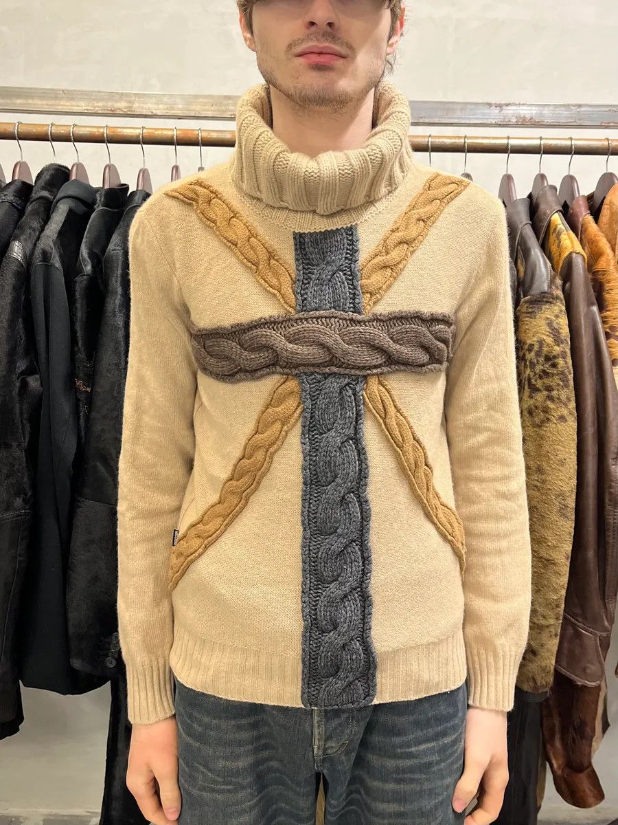 Moschino Moschino Beige Crosses Turtleneck Sweater Size US XS / EU 42 / 0 - 2 Thumbnail