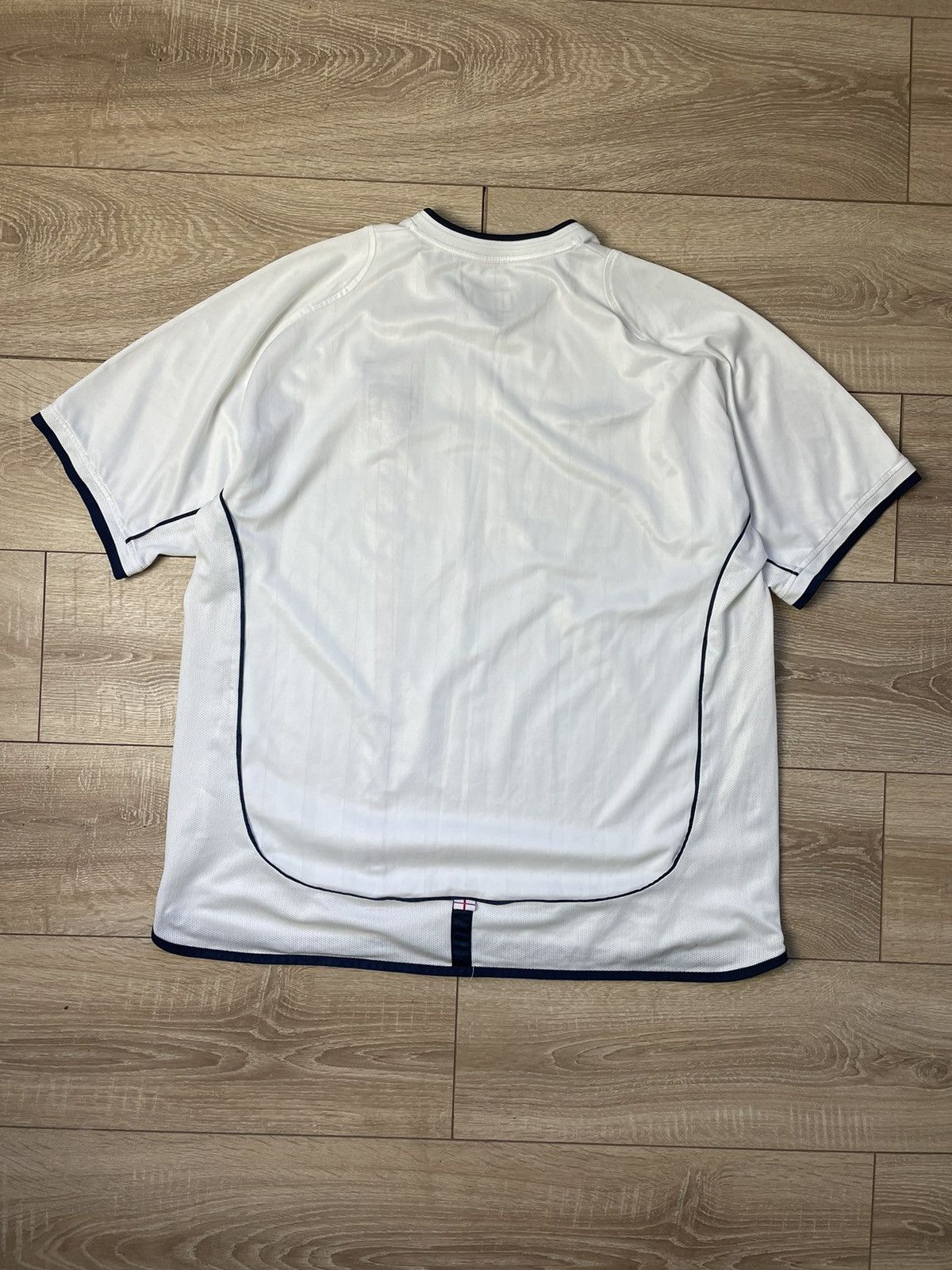 Umbro ENGLAND 2001 2003 HOME FOOTBALL SHIRT VINTAGE SOCCER JERSEY Size US XXL / EU 58 / 5 - 10 Thumbnail