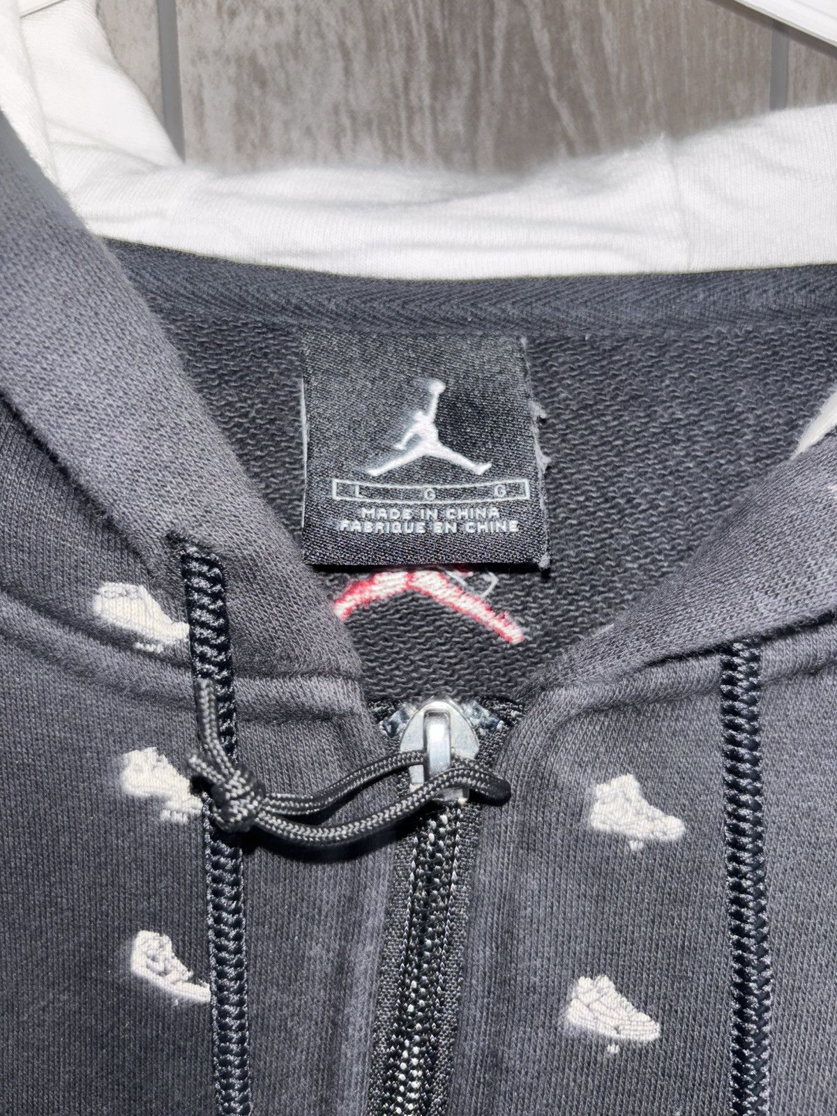 Jordan Brand L Jordan AF-1 graphic sneaker hoodie with embroidered logo Size US L / EU 52-54 / 3 - 4 Thumbnail