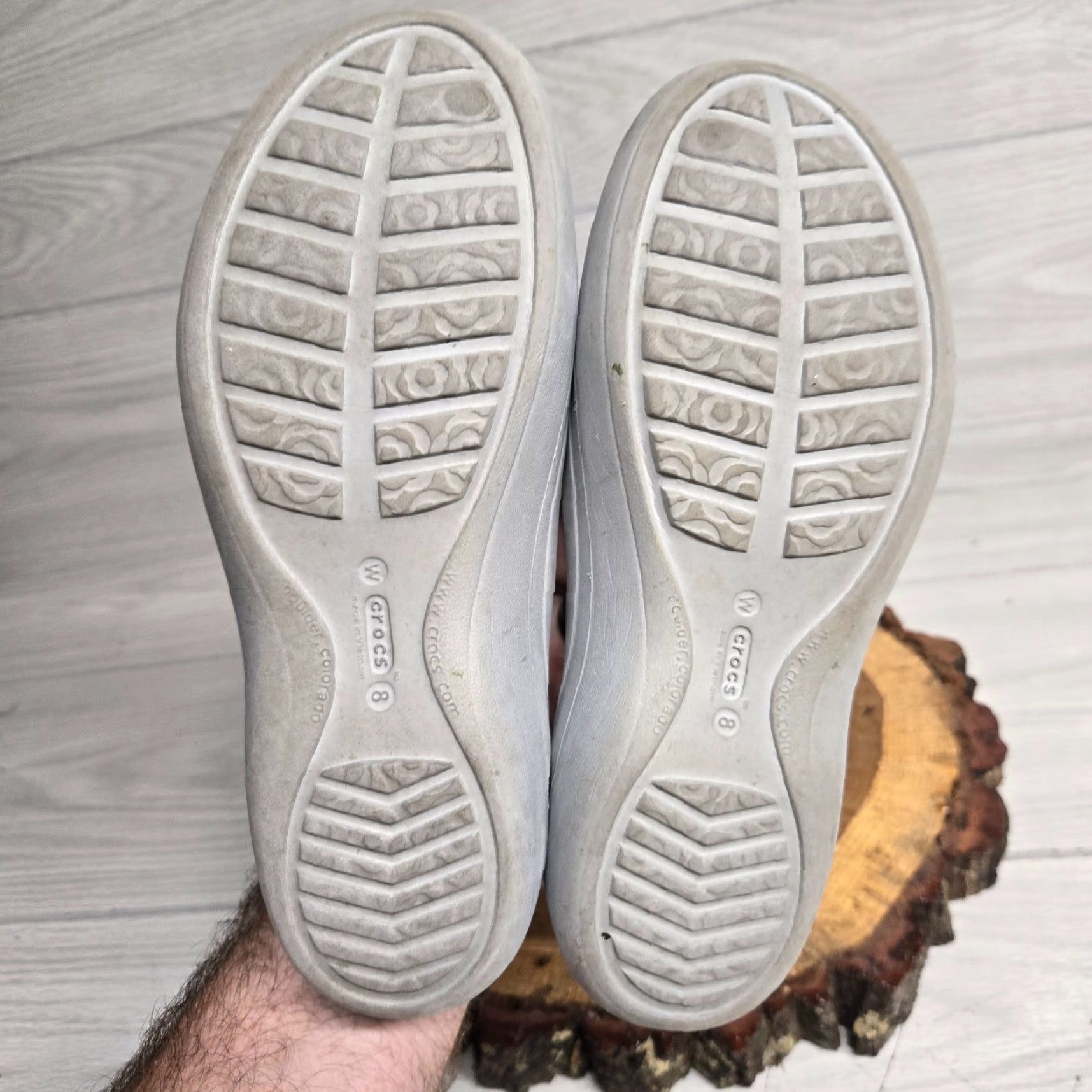 Crocs Crocs Sandals Women Slip-On Size 8 Gray Solid Size US 8 / IT 38 - 6 Thumbnail