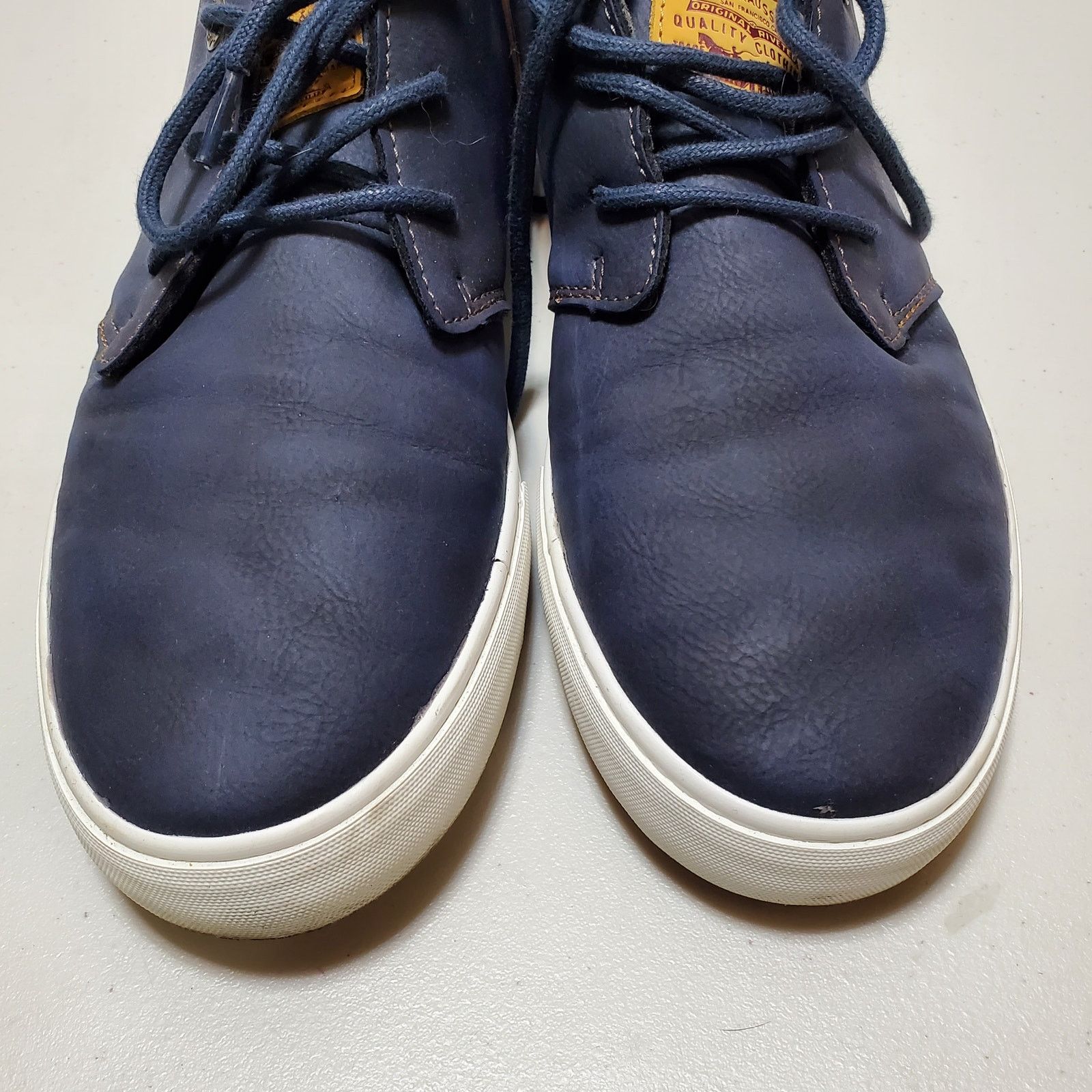 Levi's Levis Comfort Sneakers Shoes Men 8.5 Synthetic Upper Lace Up Size US 8.5 / EU 41-42 - 9 Thumbnail