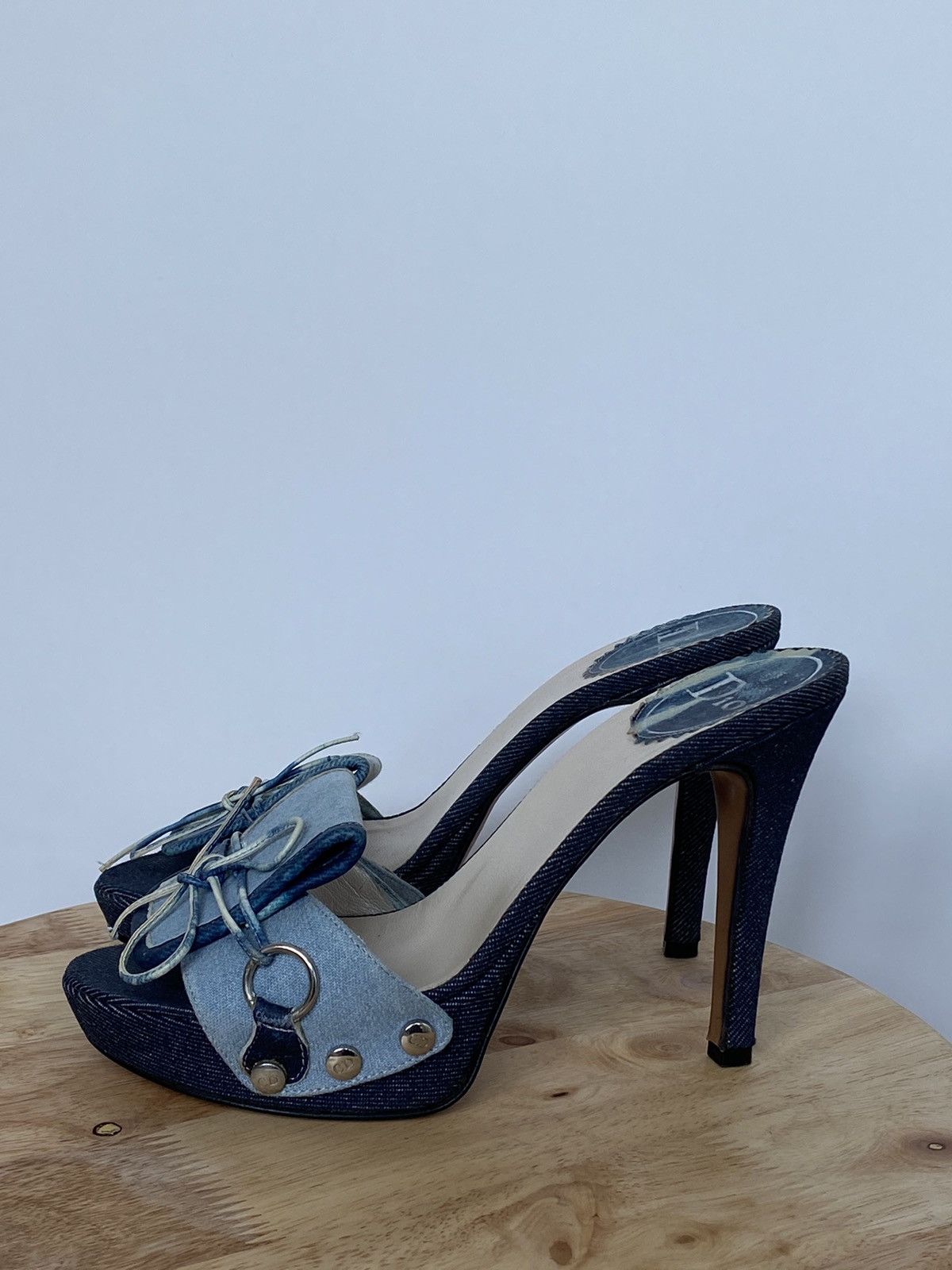 Dior RARE ❗️🚨Dior John Galliano Vintage Denim Mules in Blue Size US 7 / IT 37 - 2 Thumbnail
